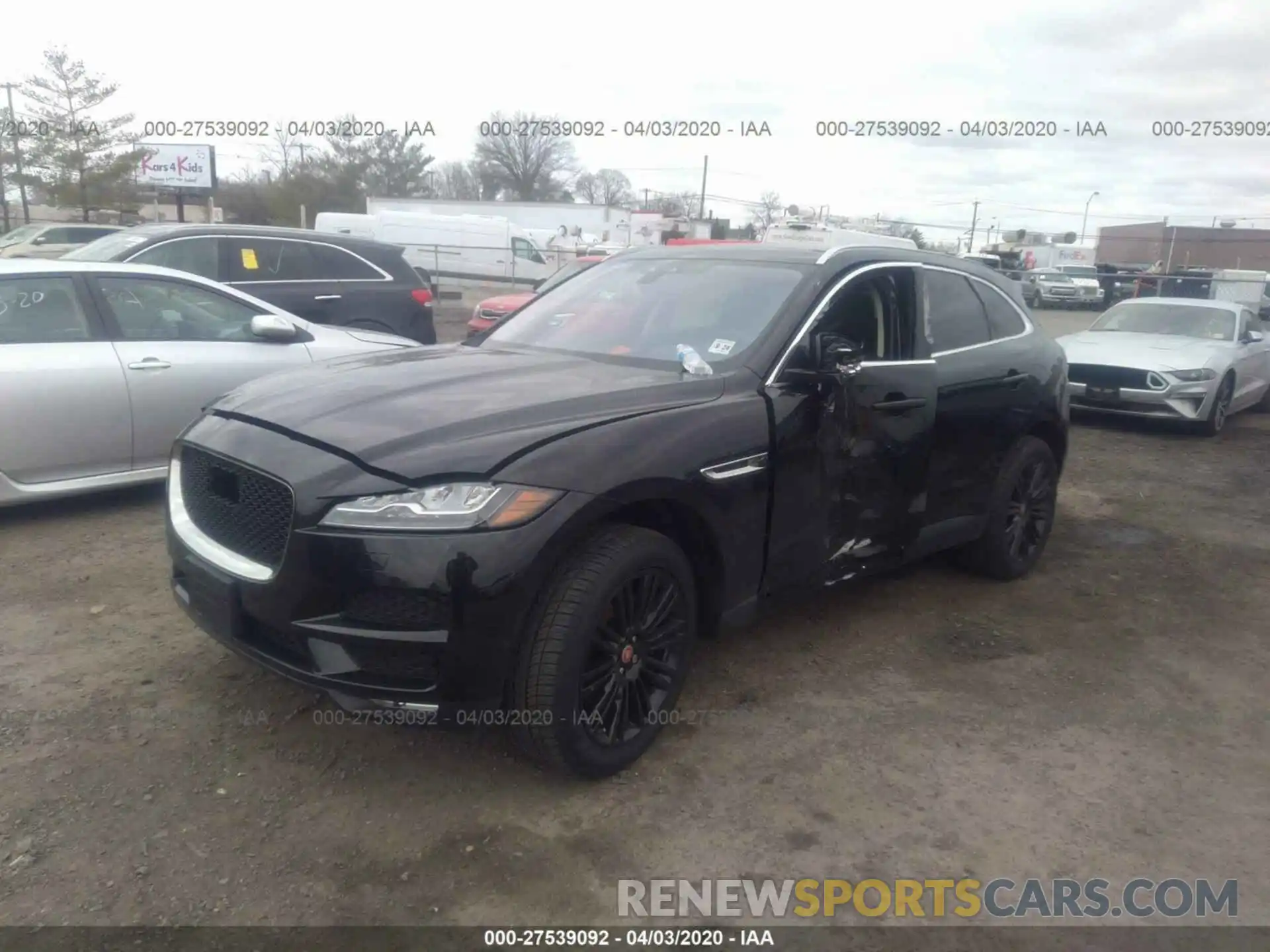 2 Фотография поврежденного автомобиля SADCN2GX9KA398677 JAGUAR F-PACE 2019