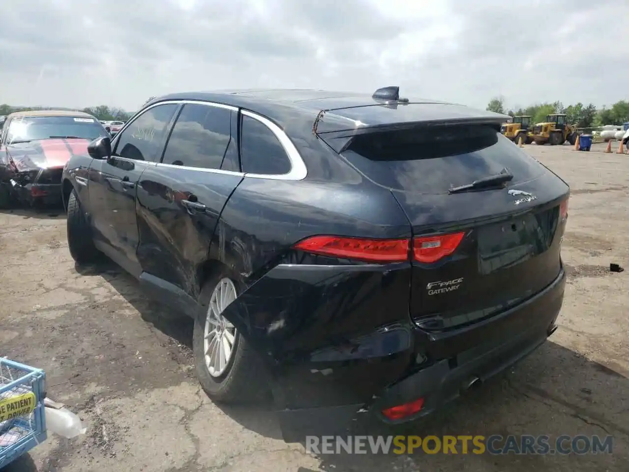 3 Фотография поврежденного автомобиля SADCS2FX0KA367425 JAGUAR F-PACE 2019