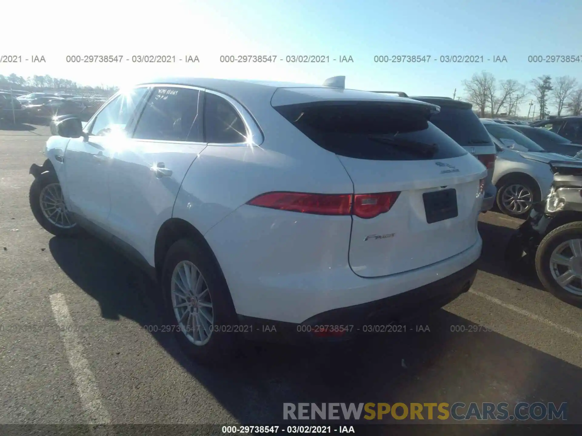 3 Photograph of a damaged car SADCS2FX1KA390602 JAGUAR F-PACE 2019