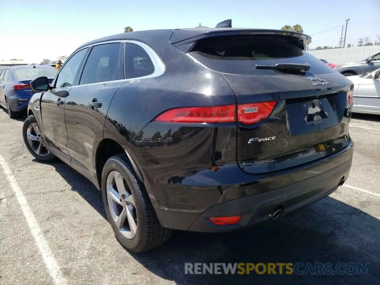 3 Photograph of a damaged car SADCS2FX1KA605704 JAGUAR F-PACE 2019