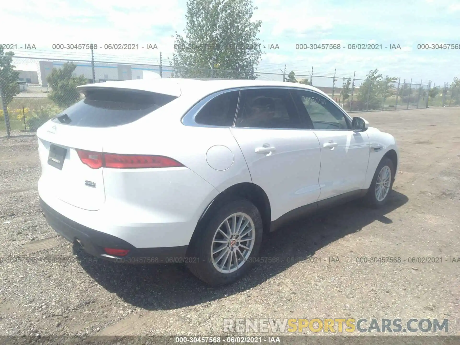 4 Фотография поврежденного автомобиля SADCS2FX2KA391967 JAGUAR F-PACE 2019