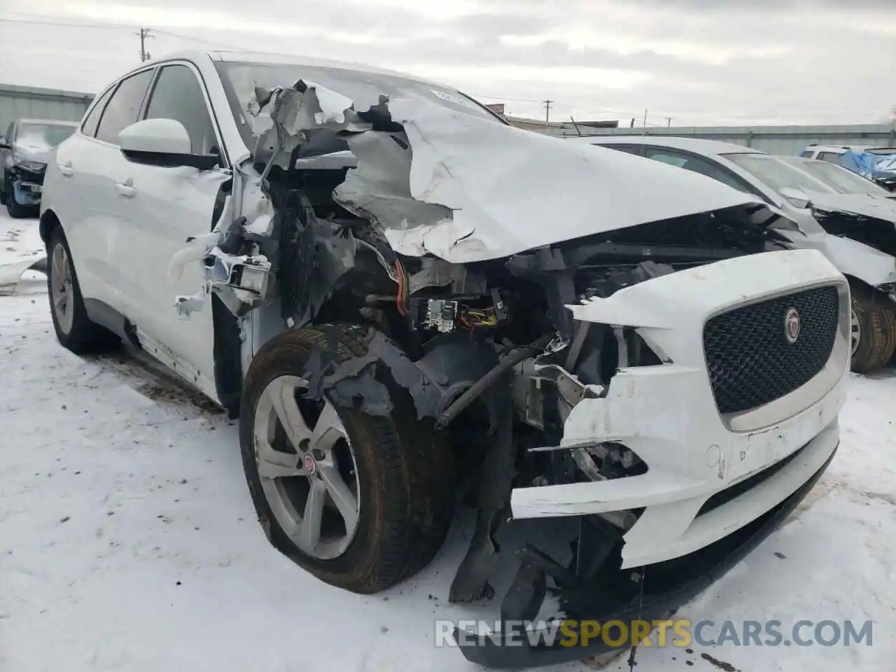 1 Photograph of a damaged car SADCS2FX2KA602228 JAGUAR F-PACE 2019