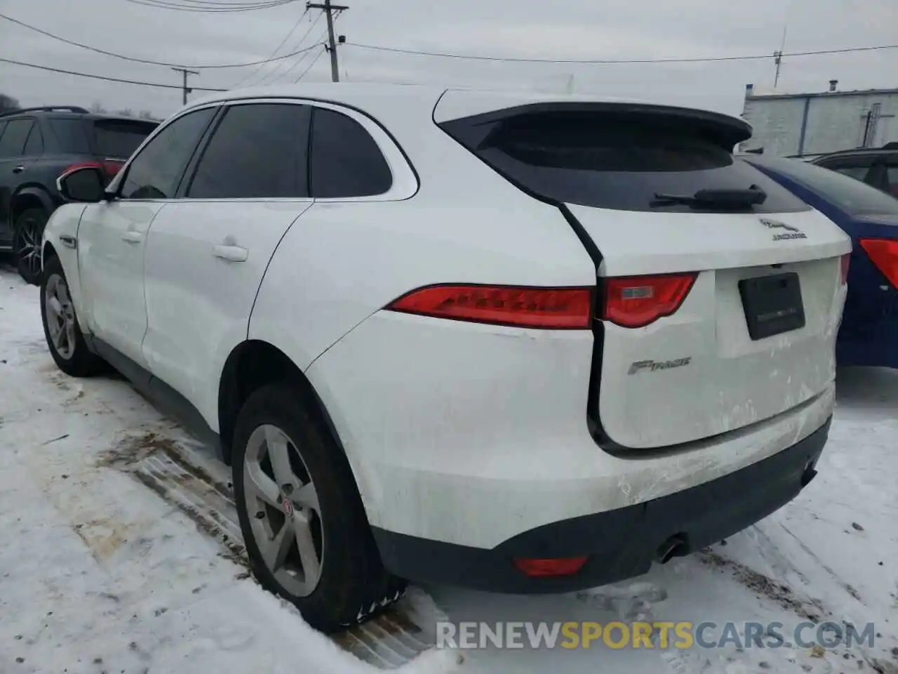 3 Фотография поврежденного автомобиля SADCS2FX2KA602228 JAGUAR F-PACE 2019