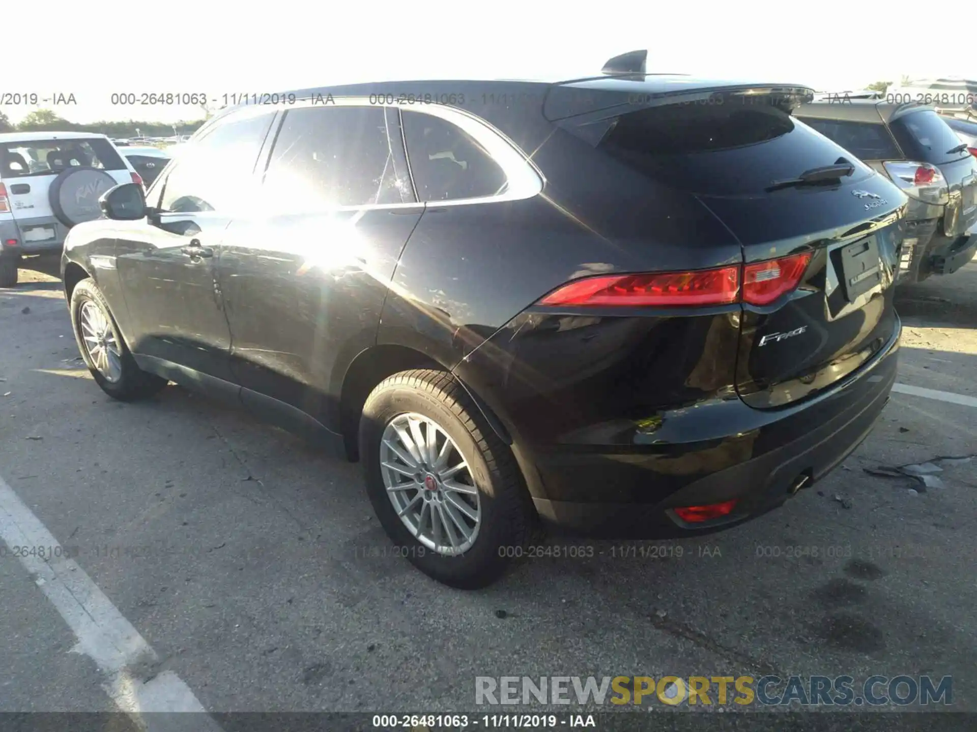 3 Photograph of a damaged car SADCS2FX3KA390486 JAGUAR F-PACE 2019