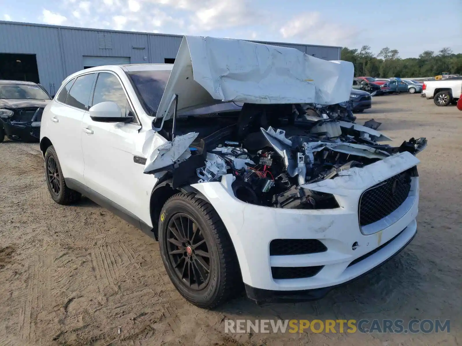 1 Photograph of a damaged car SADCS2FX3KA391573 JAGUAR F-PACE 2019