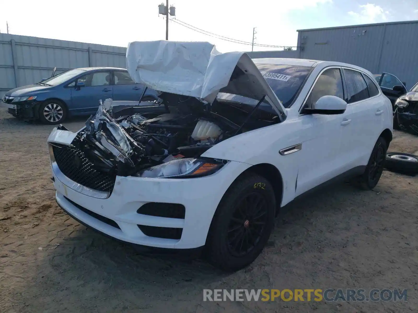 2 Фотография поврежденного автомобиля SADCS2FX3KA391573 JAGUAR F-PACE 2019