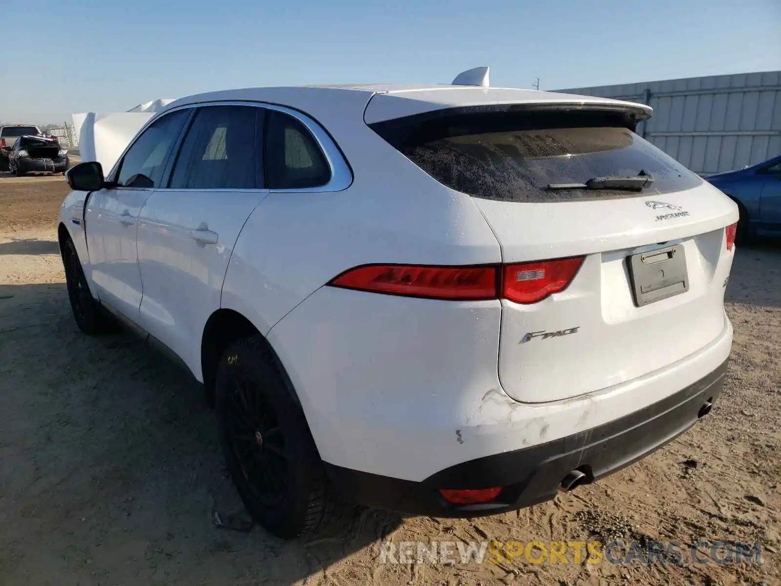 3 Фотография поврежденного автомобиля SADCS2FX3KA391573 JAGUAR F-PACE 2019