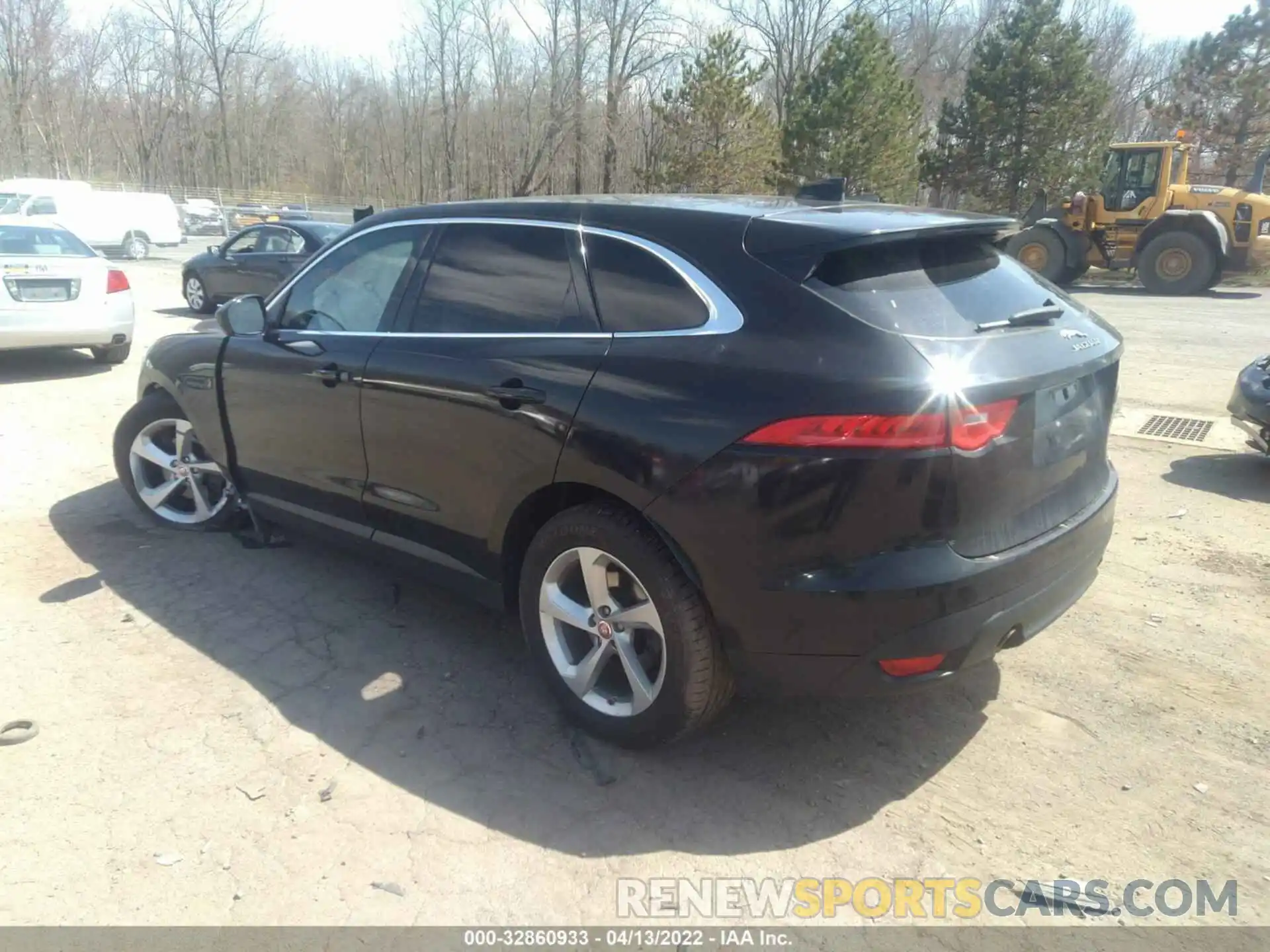 3 Photograph of a damaged car SADCS2FX3KA601718 JAGUAR F-PACE 2019