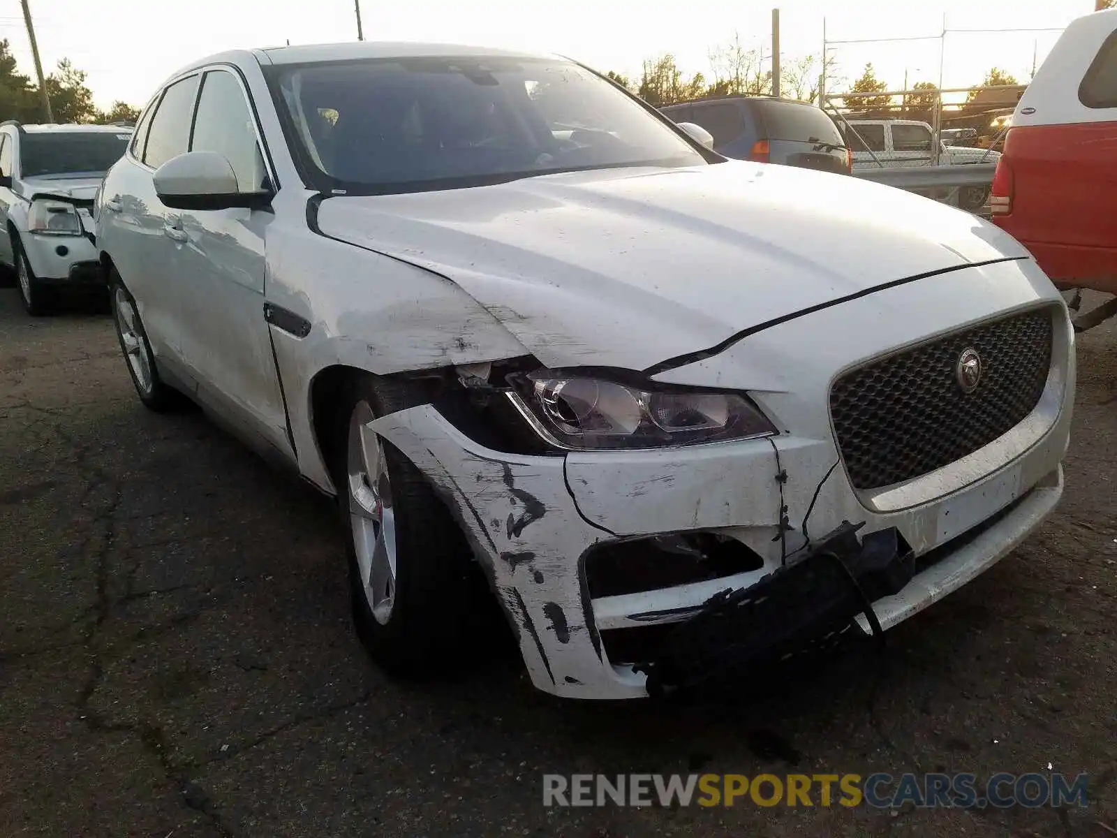 1 Photograph of a damaged car SADCS2FX3KA603632 JAGUAR F-PACE 2019