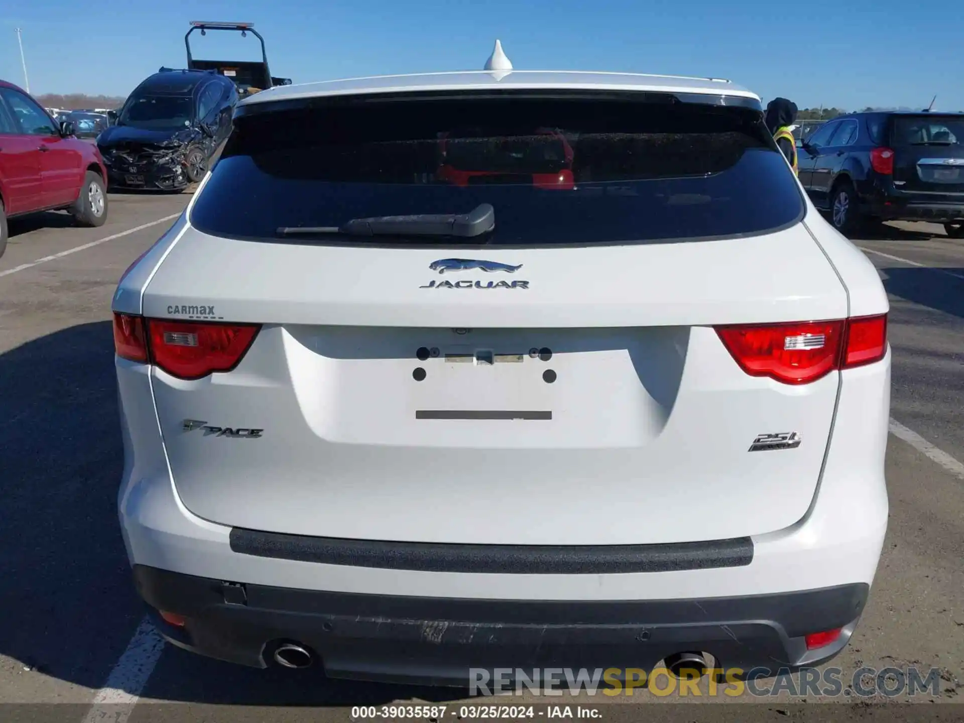 16 Photograph of a damaged car SADCS2FX4KA390528 JAGUAR F-PACE 2019