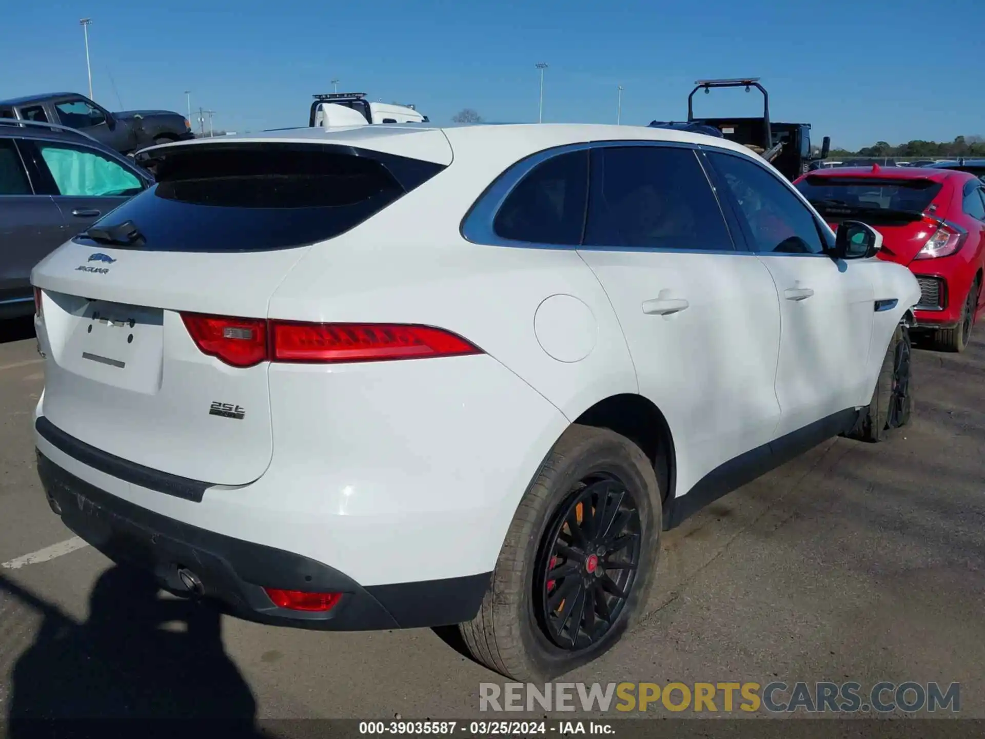 4 Photograph of a damaged car SADCS2FX4KA390528 JAGUAR F-PACE 2019