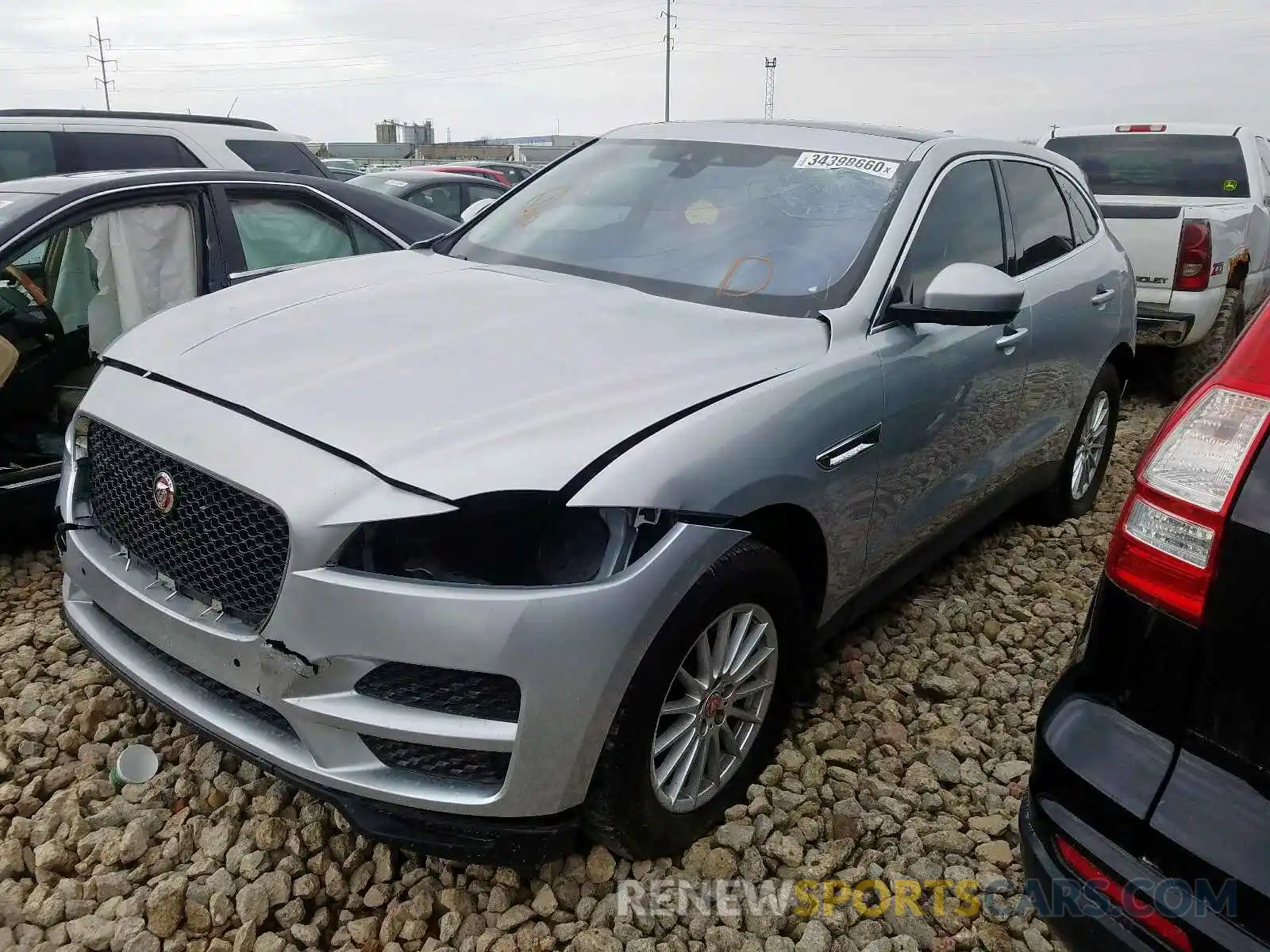 2 Фотография поврежденного автомобиля SADCS2FX4KA391680 JAGUAR F-PACE 2019