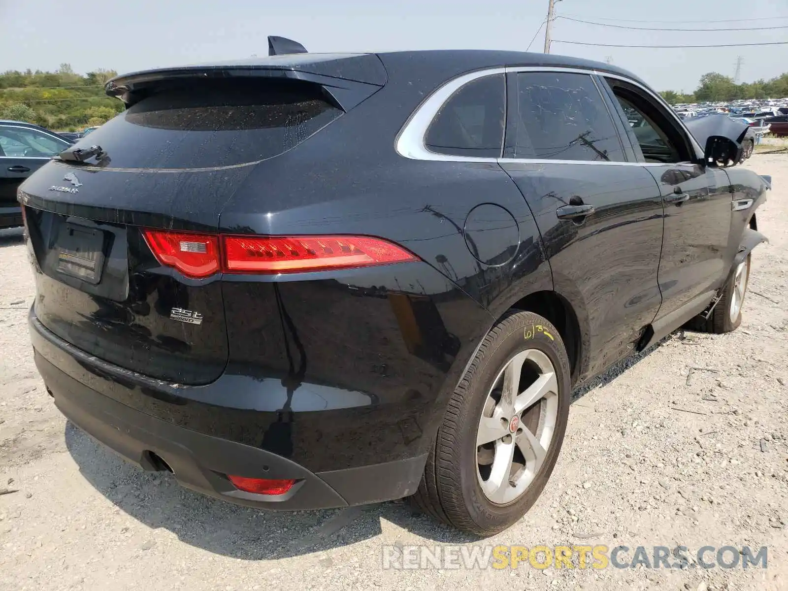 4 Photograph of a damaged car SADCS2FX4KA606460 JAGUAR F-PACE 2019