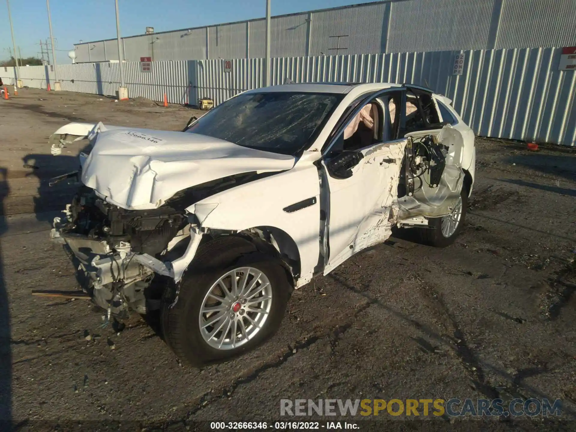 2 Photograph of a damaged car SADCS2FX5KA391977 JAGUAR F-PACE 2019