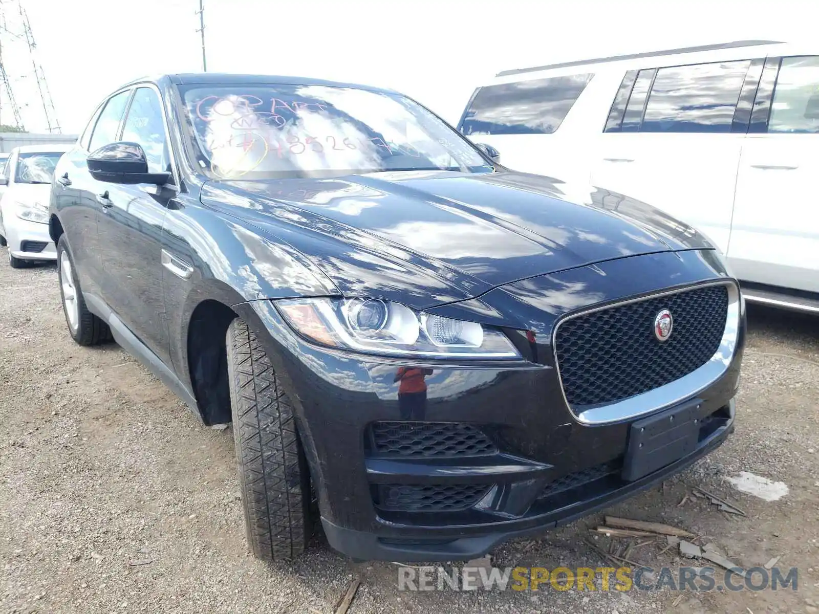 1 Фотография поврежденного автомобиля SADCS2FX5KA602899 JAGUAR F-PACE 2019