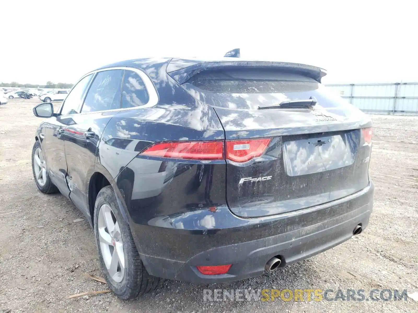 3 Photograph of a damaged car SADCS2FX5KA602899 JAGUAR F-PACE 2019