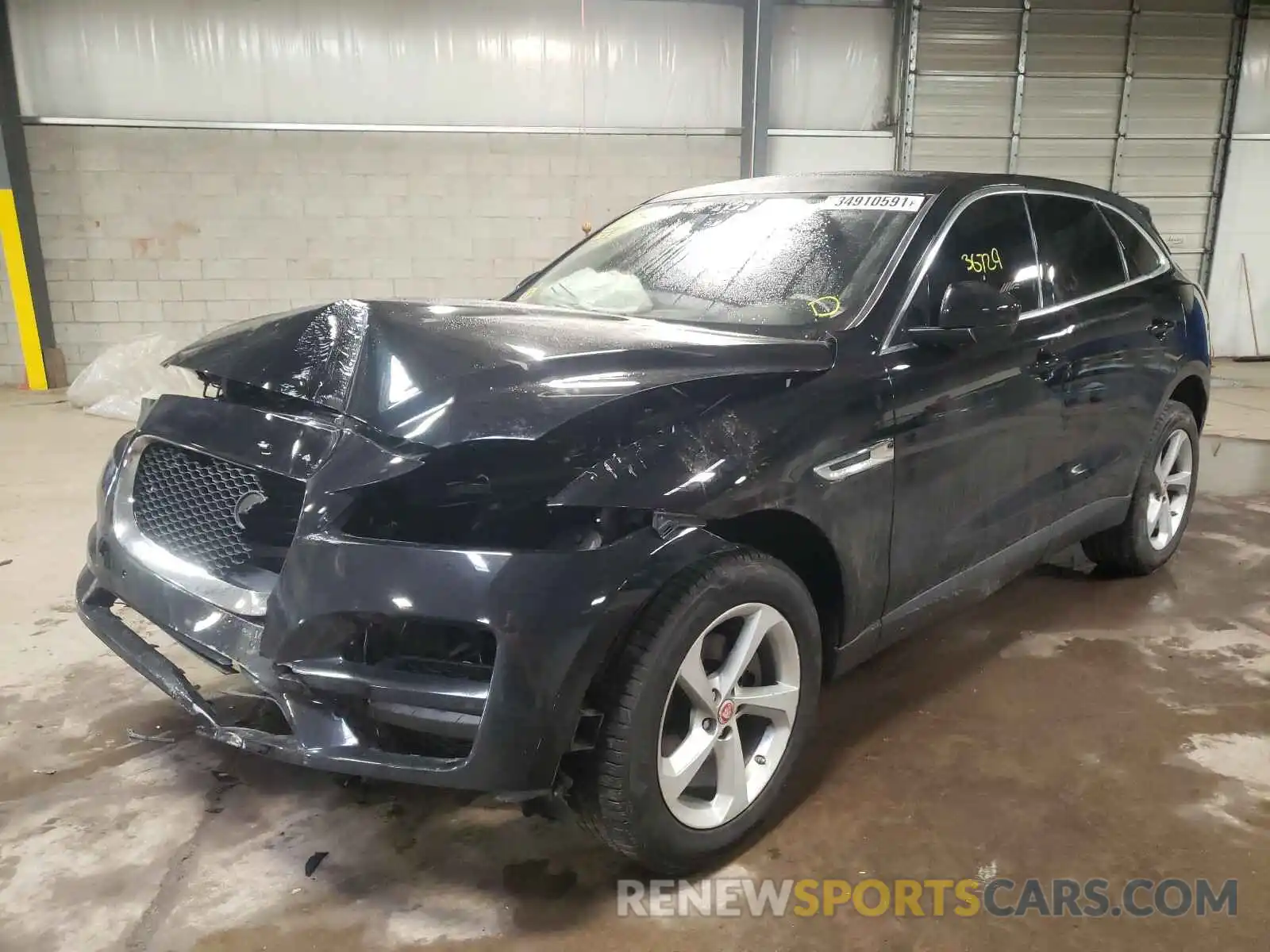 2 Фотография поврежденного автомобиля SADCS2FX6KA601874 JAGUAR F-PACE 2019