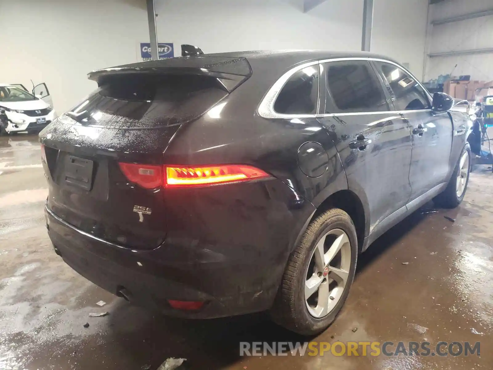 4 Photograph of a damaged car SADCS2FX6KA601874 JAGUAR F-PACE 2019