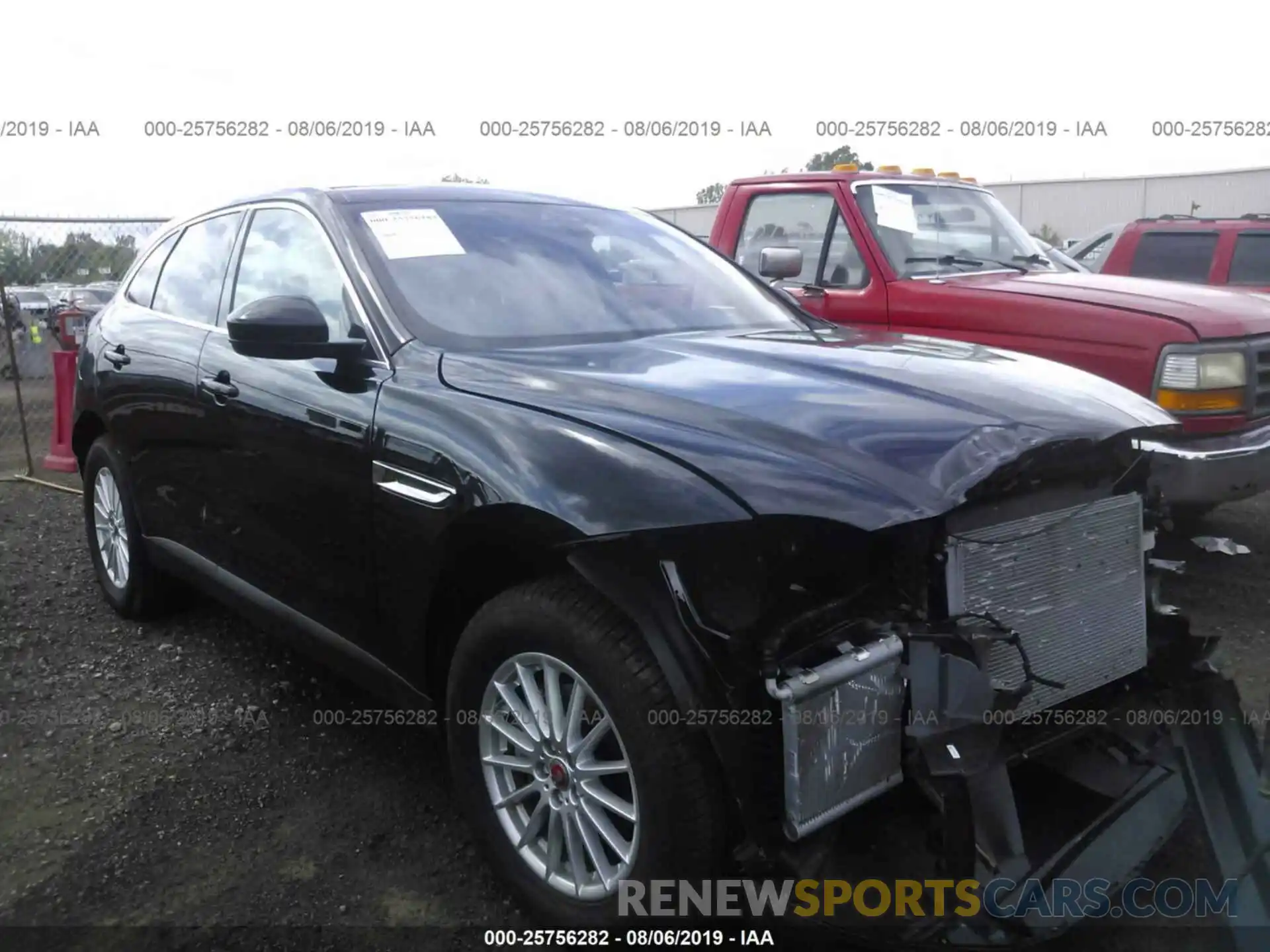 1 Photograph of a damaged car SADCS2FX6KA602930 JAGUAR F-PACE 2019