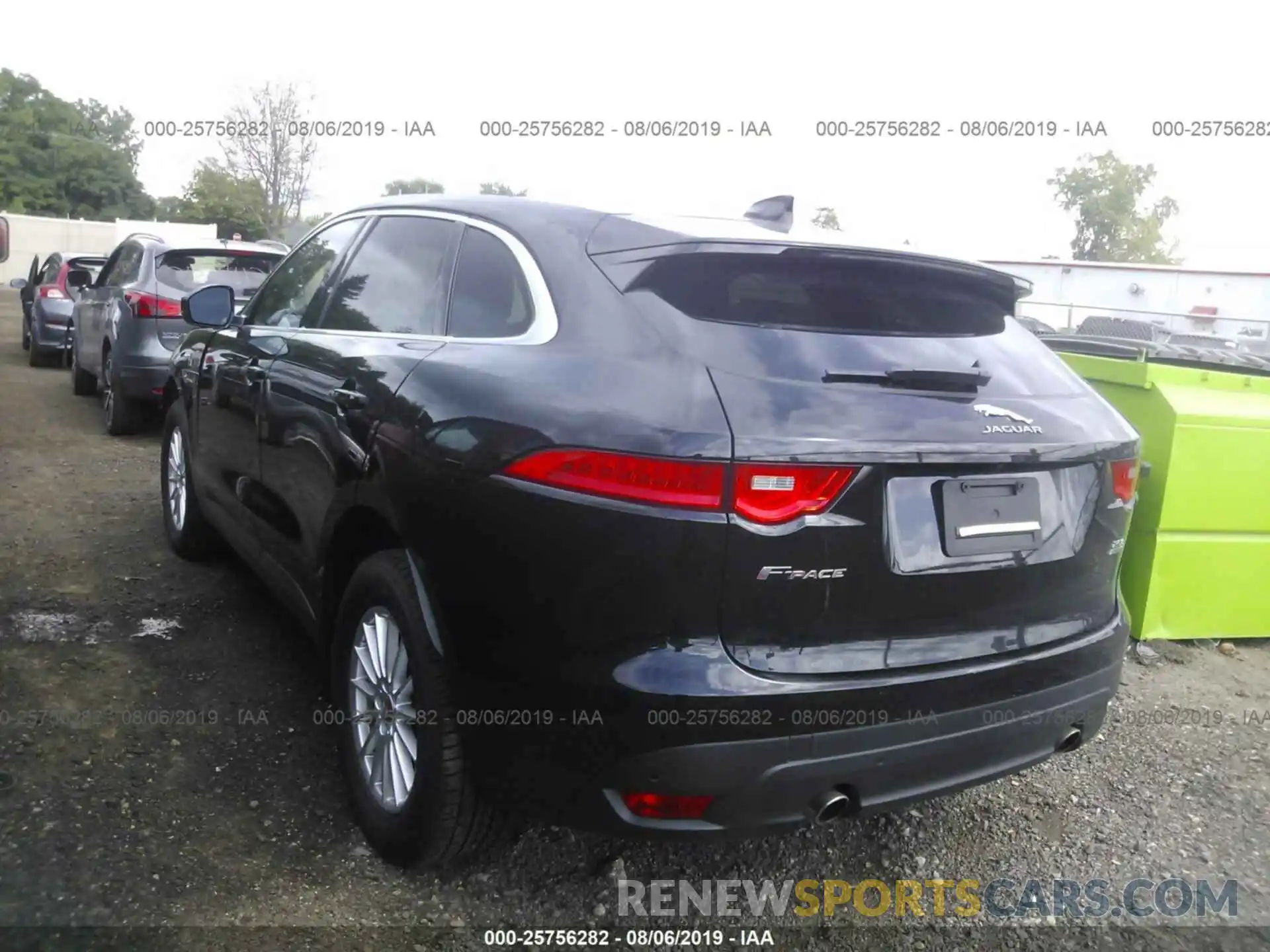 3 Фотография поврежденного автомобиля SADCS2FX6KA602930 JAGUAR F-PACE 2019