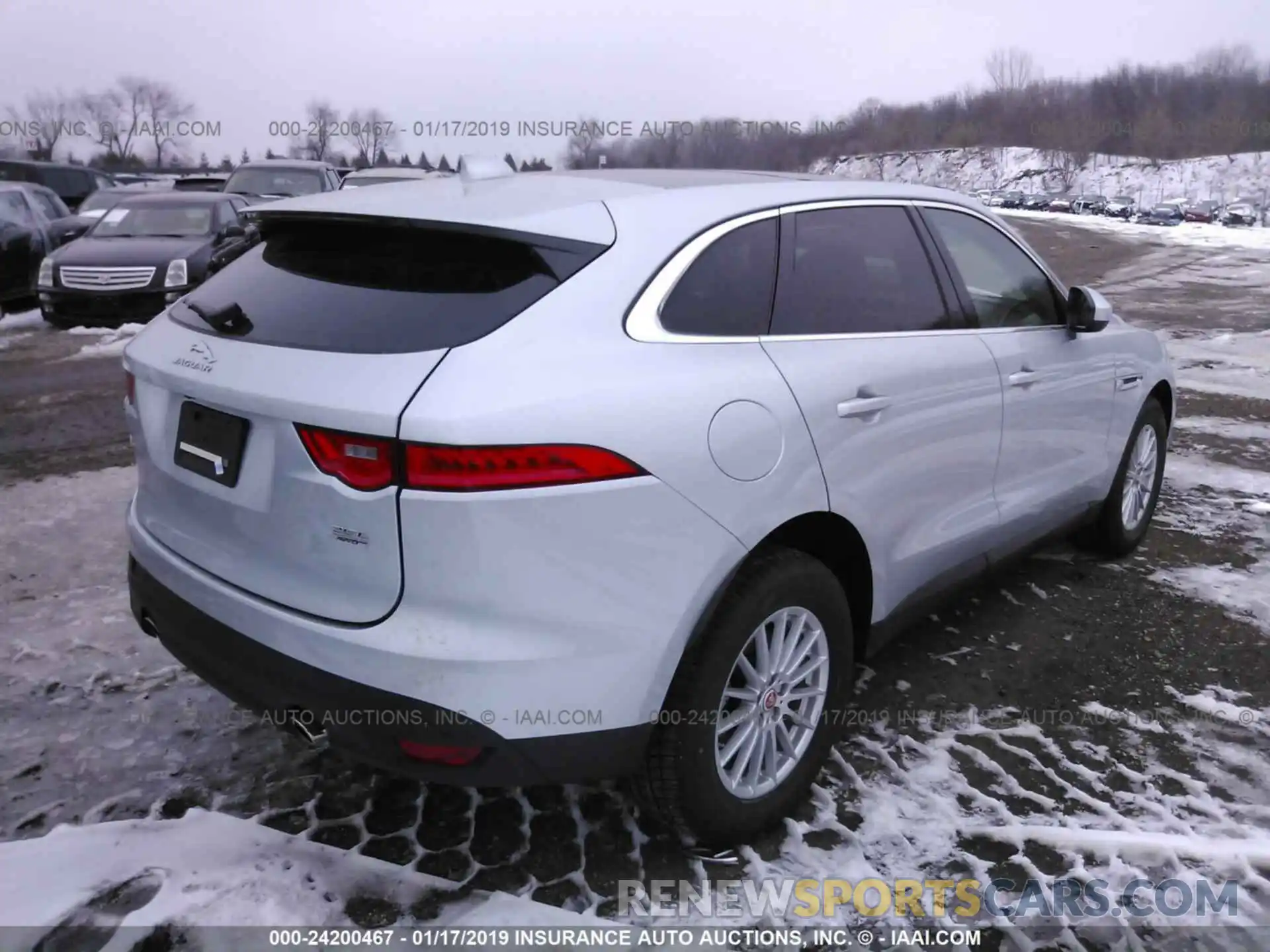 4 Фотография поврежденного автомобиля SADCS2FX8KA367639 JAGUAR F-PACE 2019