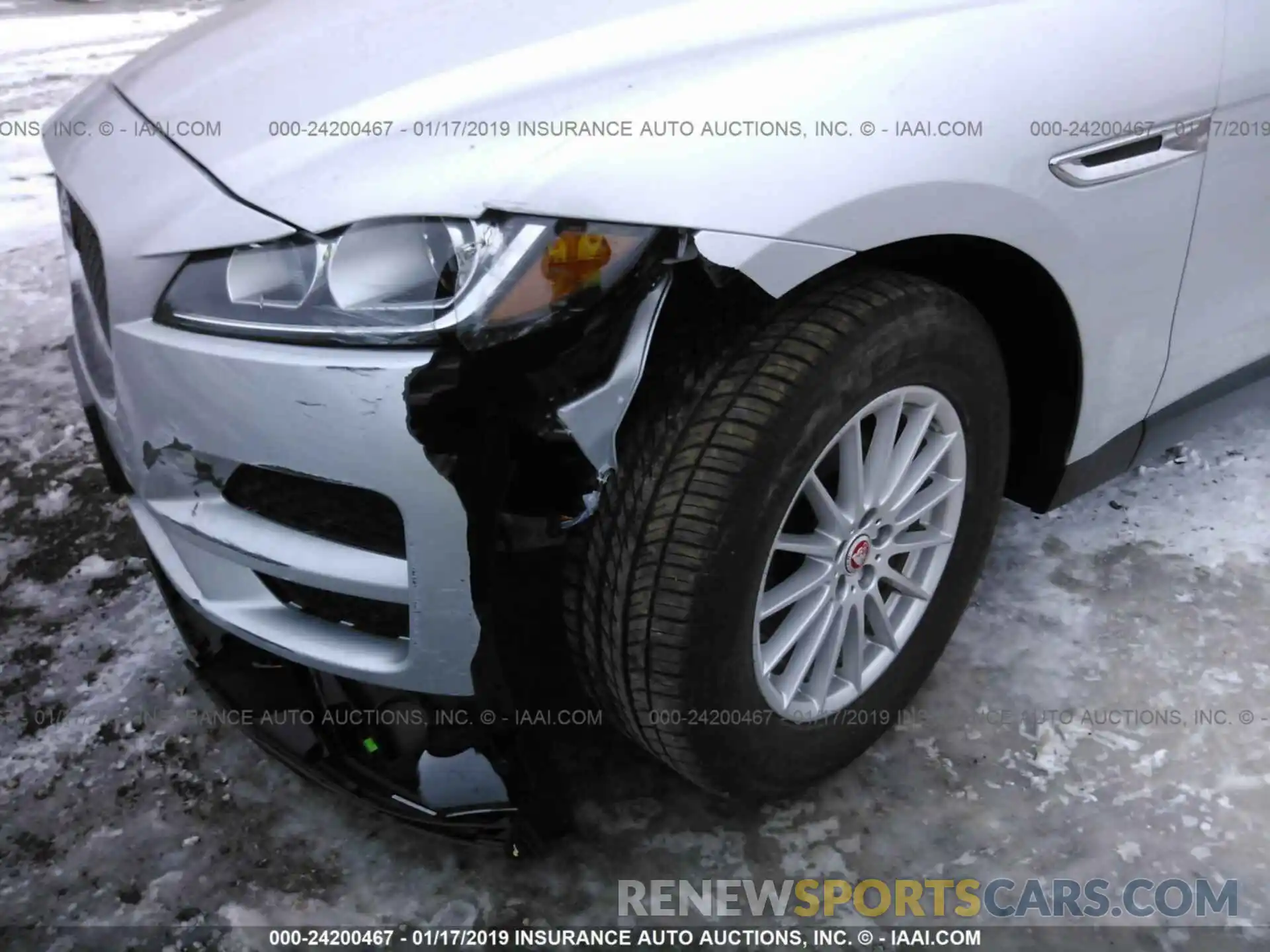 6 Photograph of a damaged car SADCS2FX8KA367639 JAGUAR F-PACE 2019