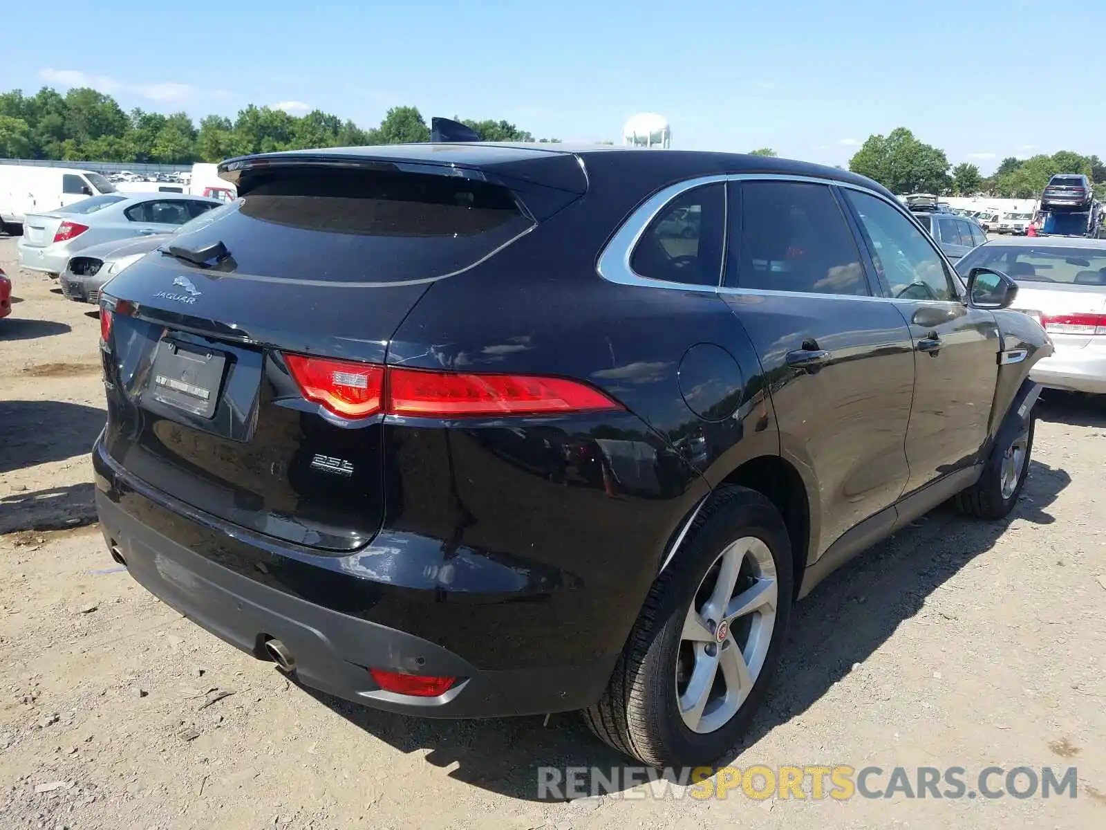 4 Photograph of a damaged car SADCS2FX9KA602016 JAGUAR F-PACE 2019