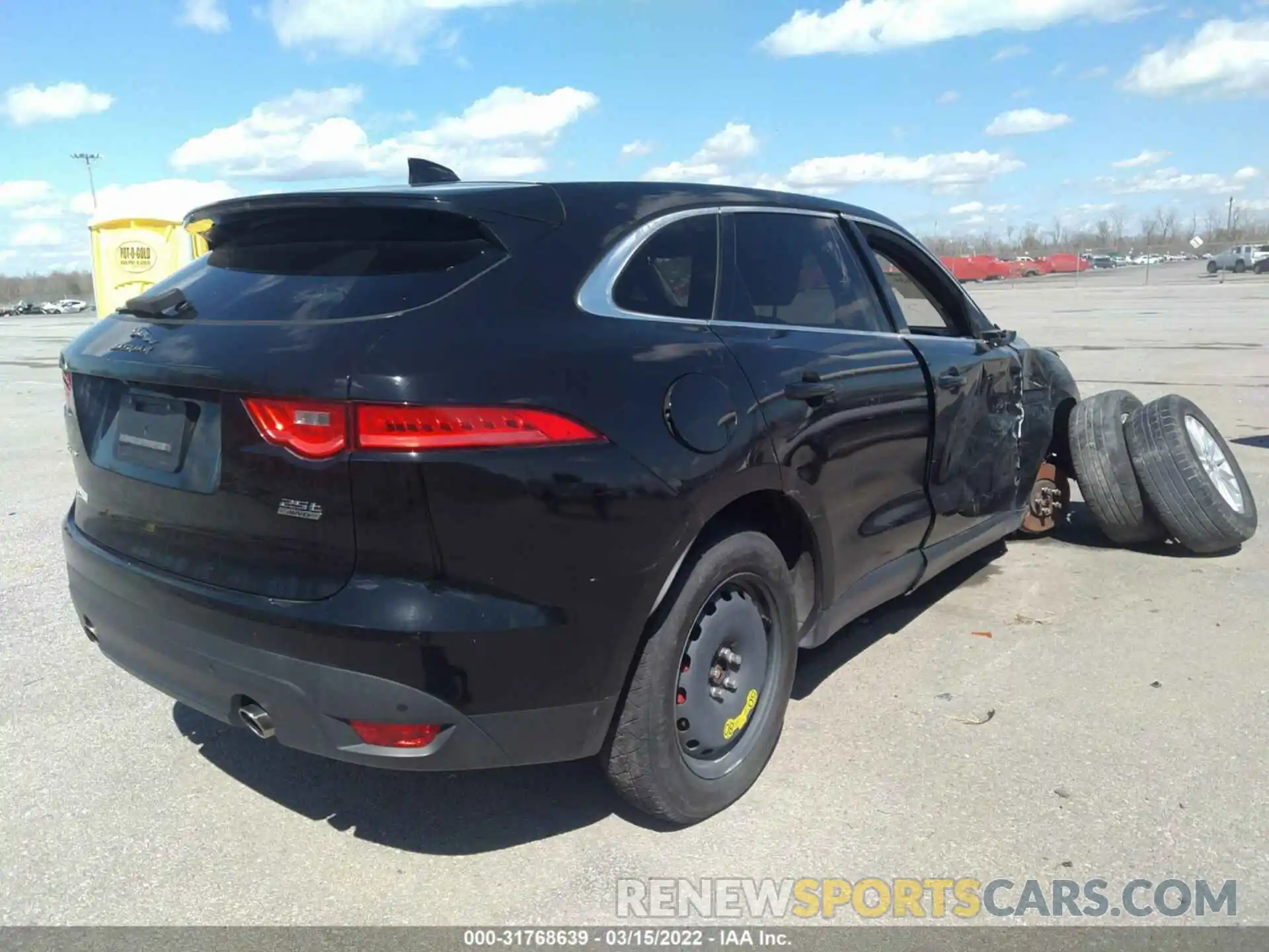 4 Фотография поврежденного автомобиля SADCS2FXXKA392476 JAGUAR F-PACE 2019