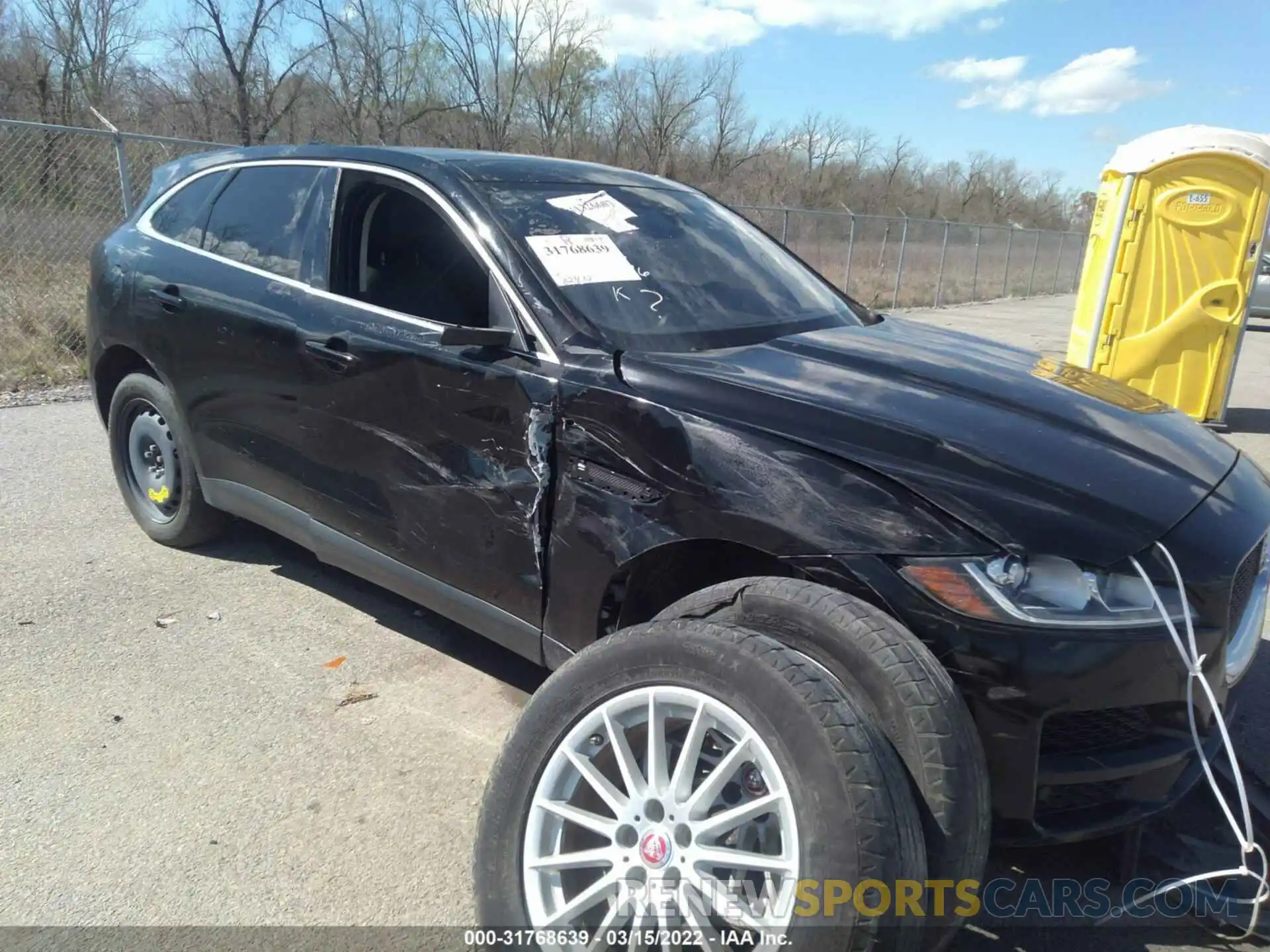 6 Photograph of a damaged car SADCS2FXXKA392476 JAGUAR F-PACE 2019