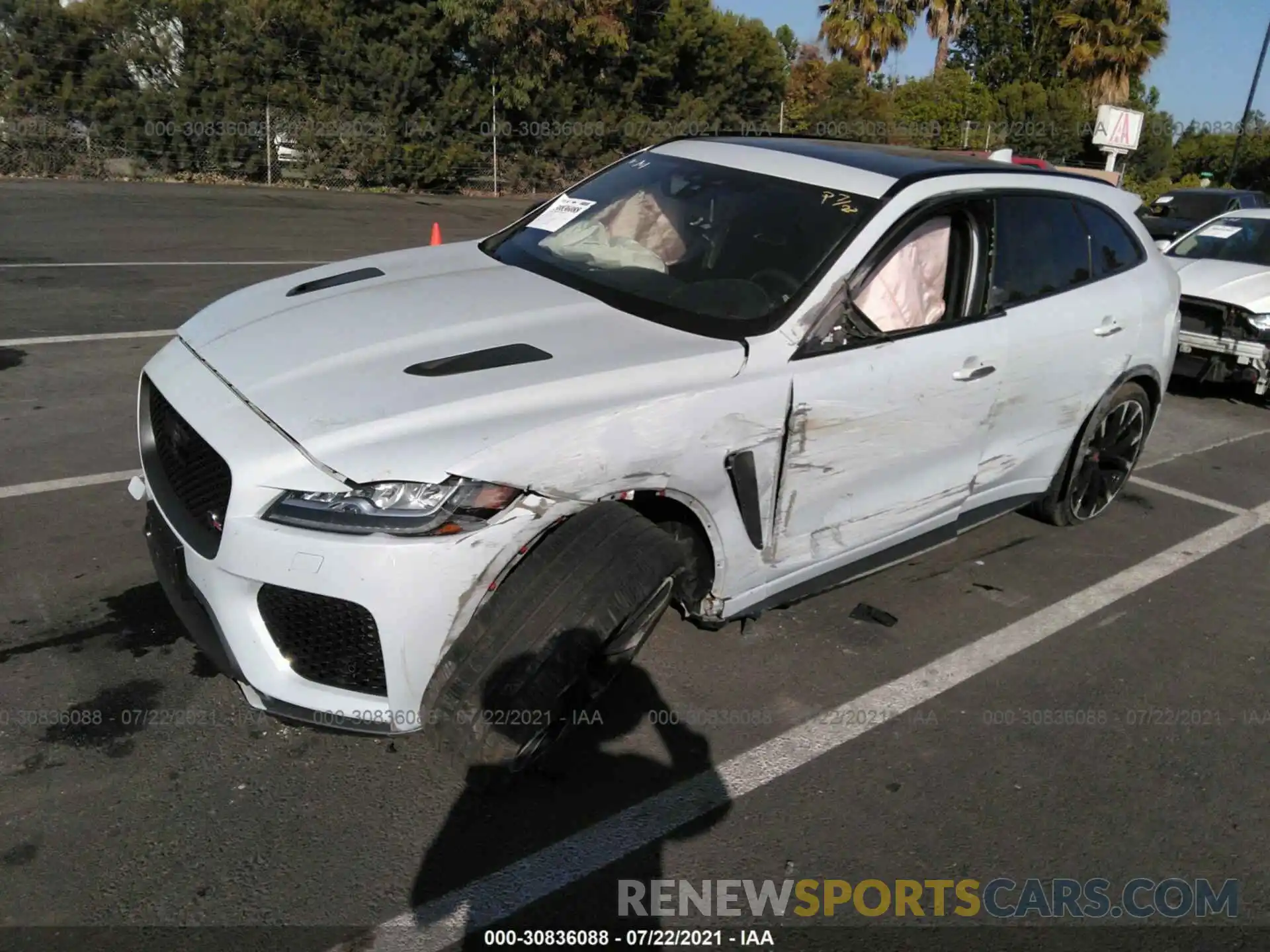 2 Photograph of a damaged car SADCZ2EE2KA613788 JAGUAR F-PACE 2019