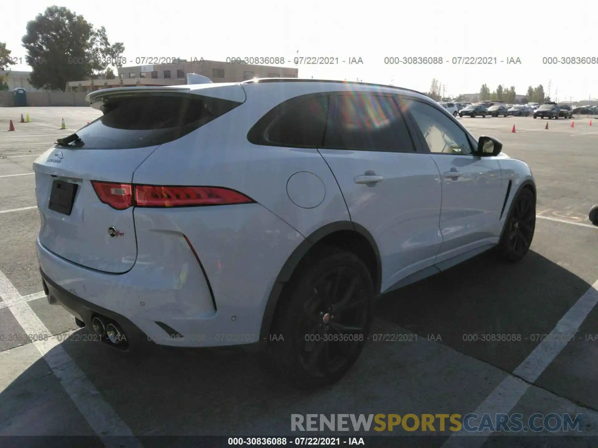 4 Фотография поврежденного автомобиля SADCZ2EE2KA613788 JAGUAR F-PACE 2019