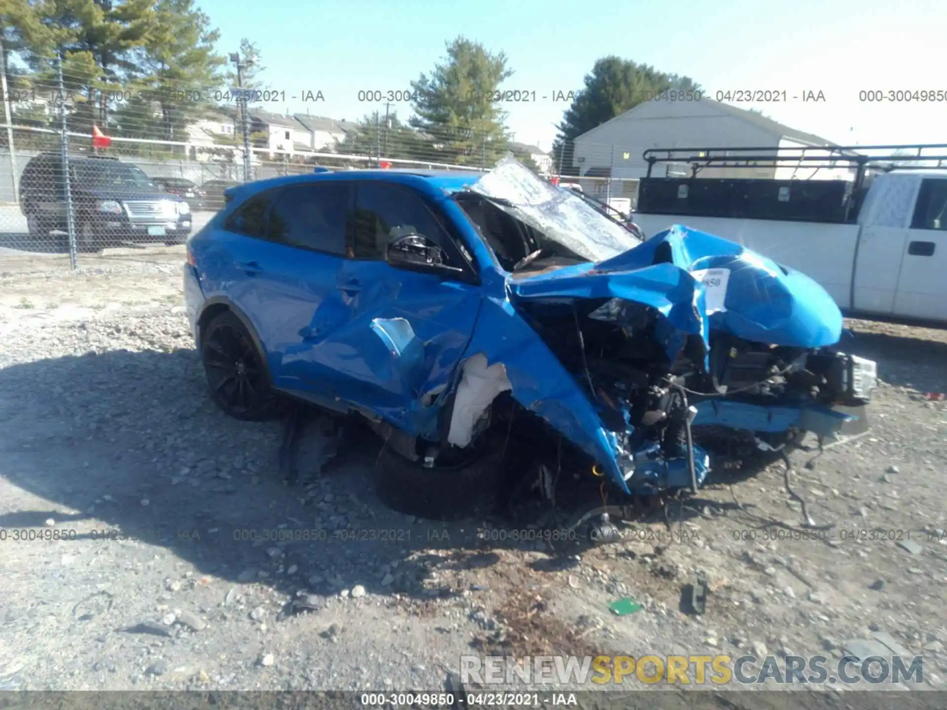 1 Photograph of a damaged car SADCZ2EE5KA604969 JAGUAR F-PACE 2019