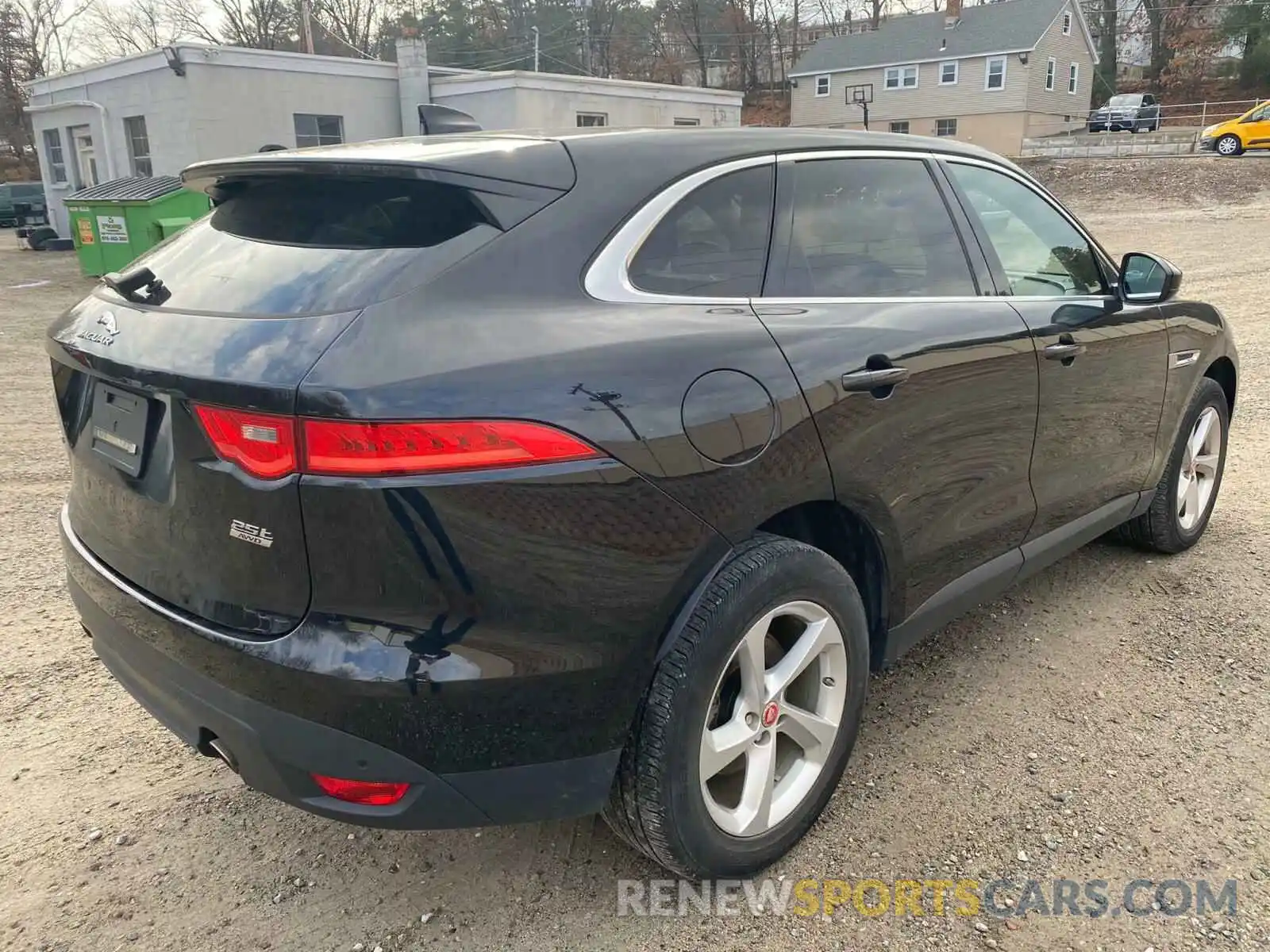 4 Photograph of a damaged car SADCJ2FX1LA640439 JAGUAR F-PACE 2020