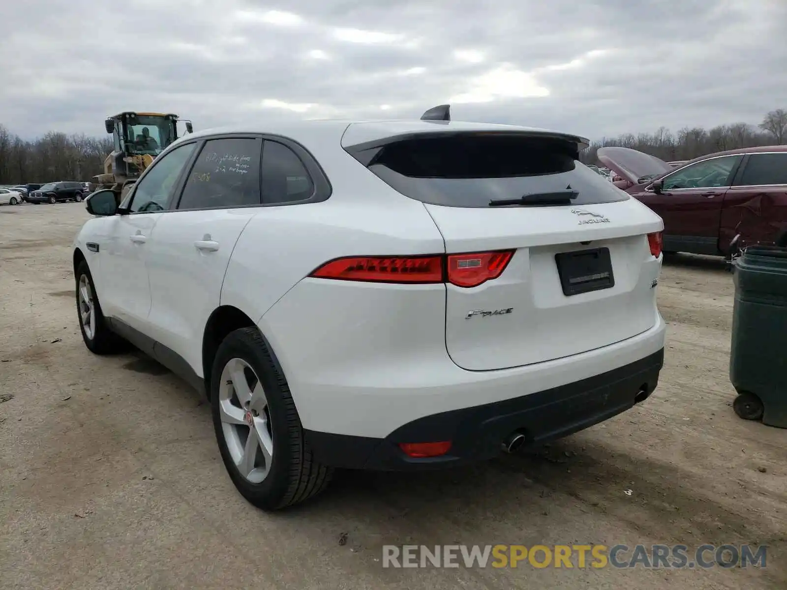 3 Фотография поврежденного автомобиля SADCJ2FX1LA645348 JAGUAR F-PACE 2020