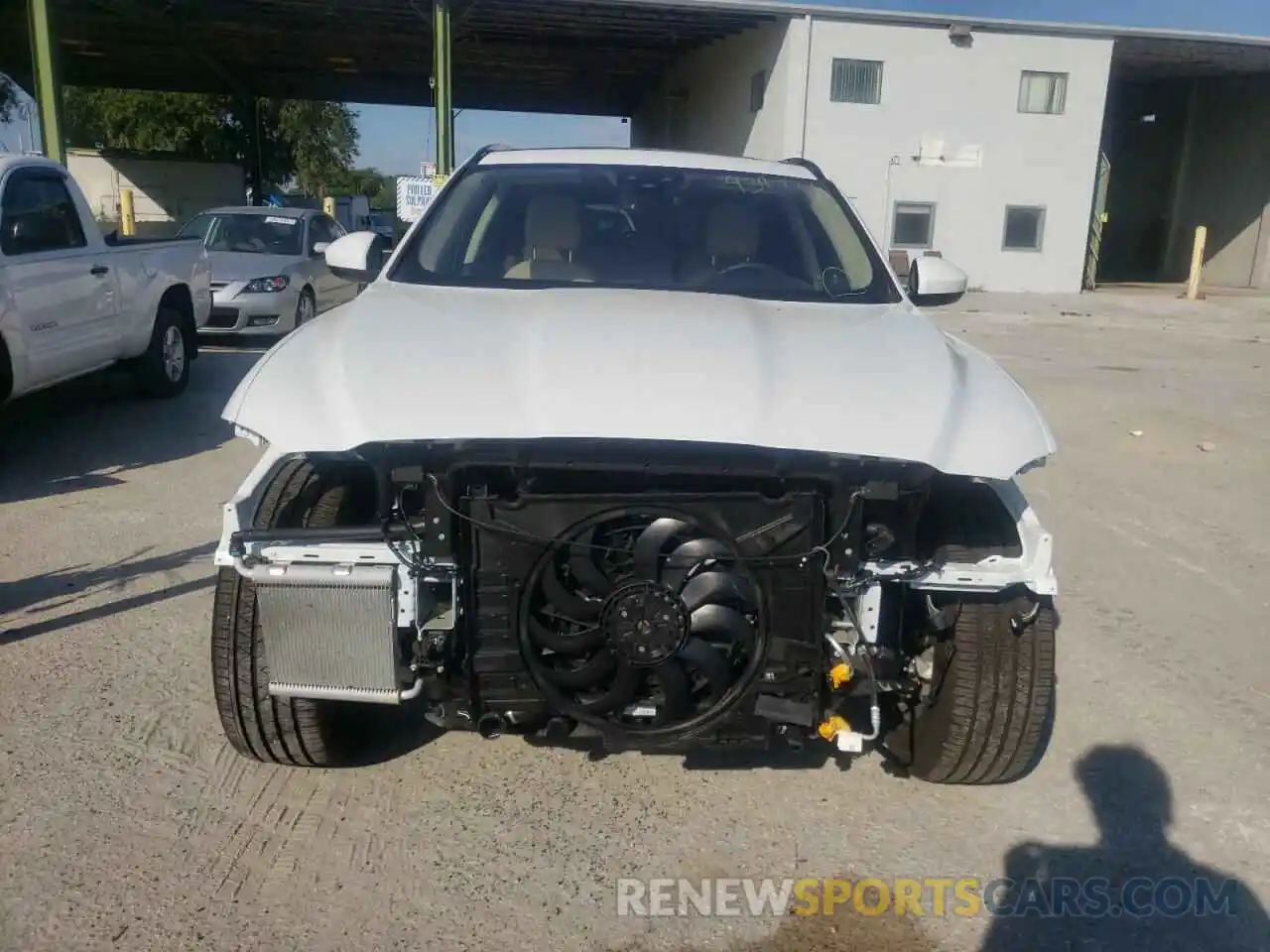 9 Photograph of a damaged car SADCJ2FX2LA625612 JAGUAR F-PACE 2020