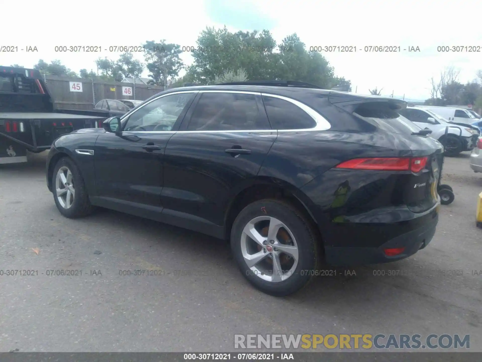 3 Фотография поврежденного автомобиля SADCJ2FX2LA643253 JAGUAR F-PACE 2020