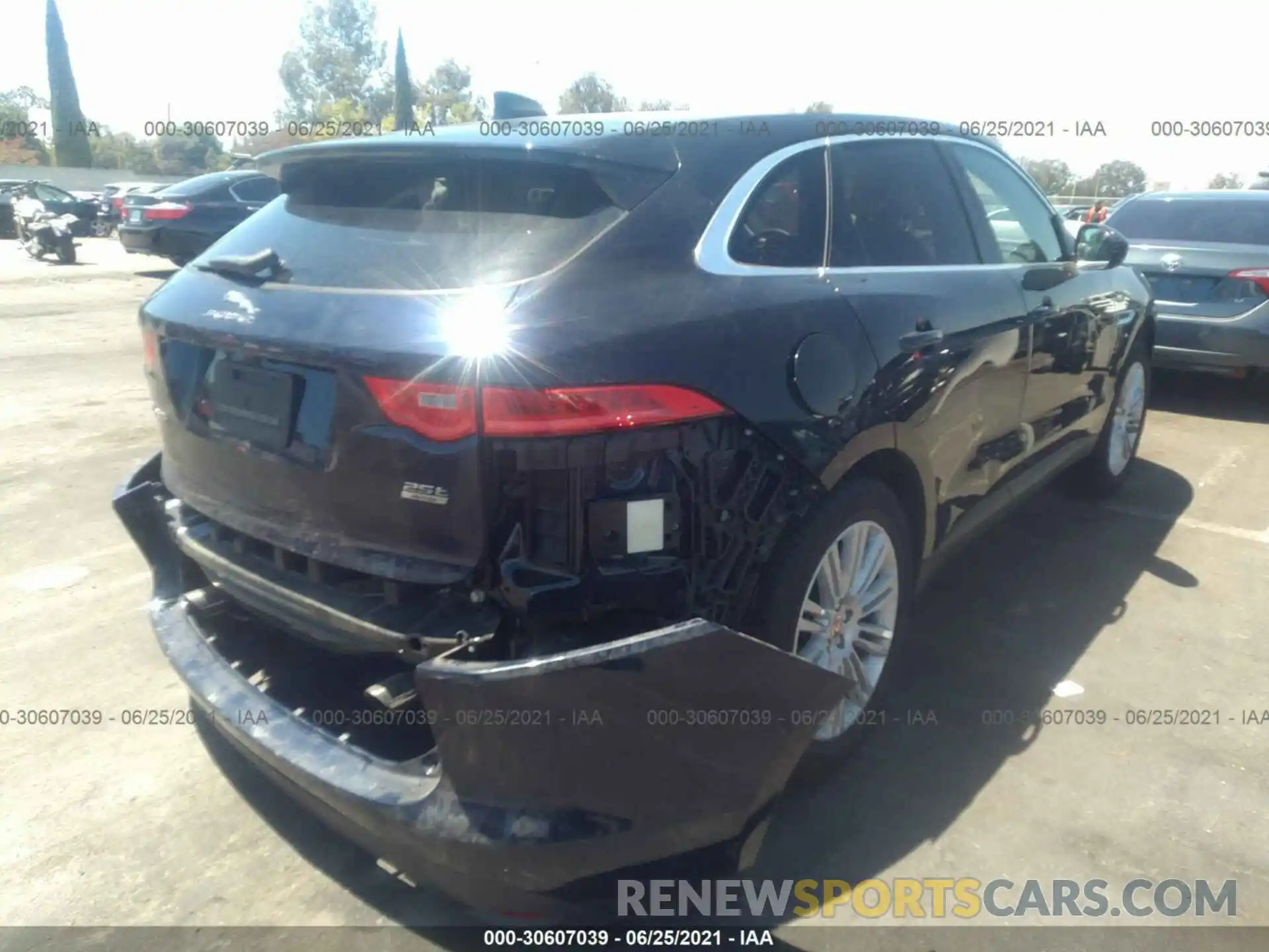 4 Фотография поврежденного автомобиля SADCJ2FX3LA636263 JAGUAR F-PACE 2020