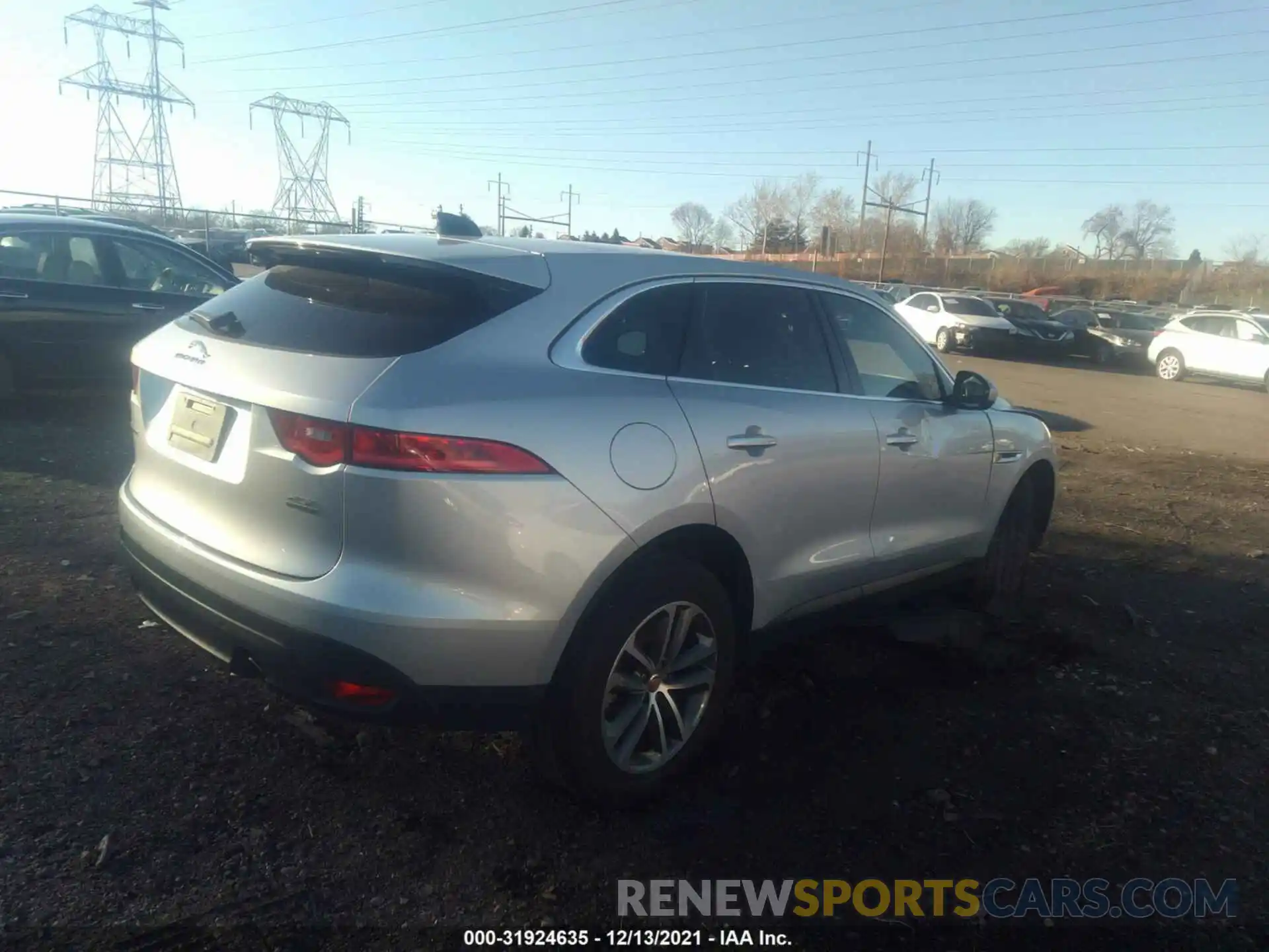 4 Photograph of a damaged car SADCJ2FX3LA656920 JAGUAR F-PACE 2020