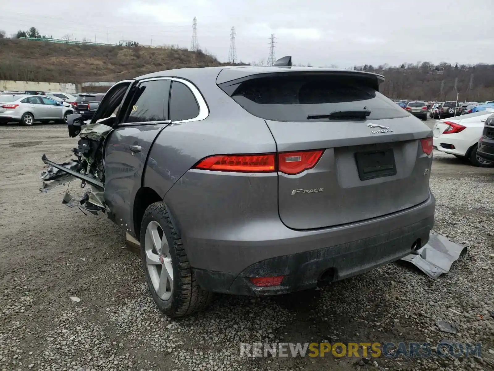 3 Фотография поврежденного автомобиля SADCJ2FX5LA618475 JAGUAR F-PACE 2020