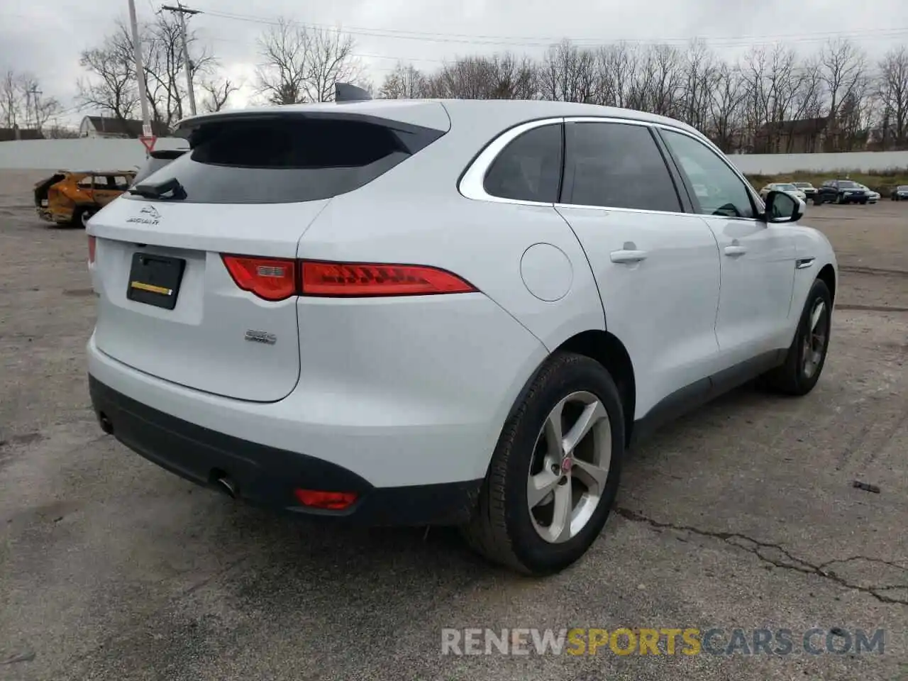 4 Photograph of a damaged car SADCJ2FX5LA643862 JAGUAR F-PACE 2020