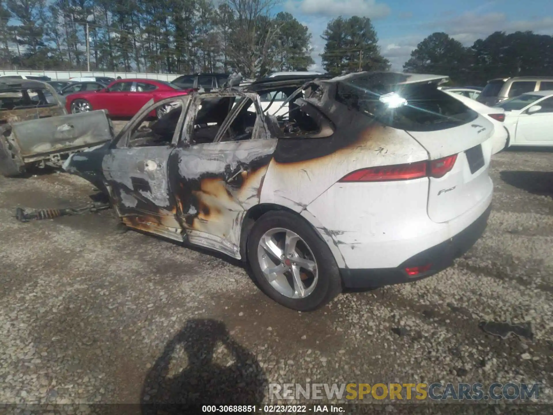 3 Photograph of a damaged car SADCJ2FX5LA645630 JAGUAR F-PACE 2020