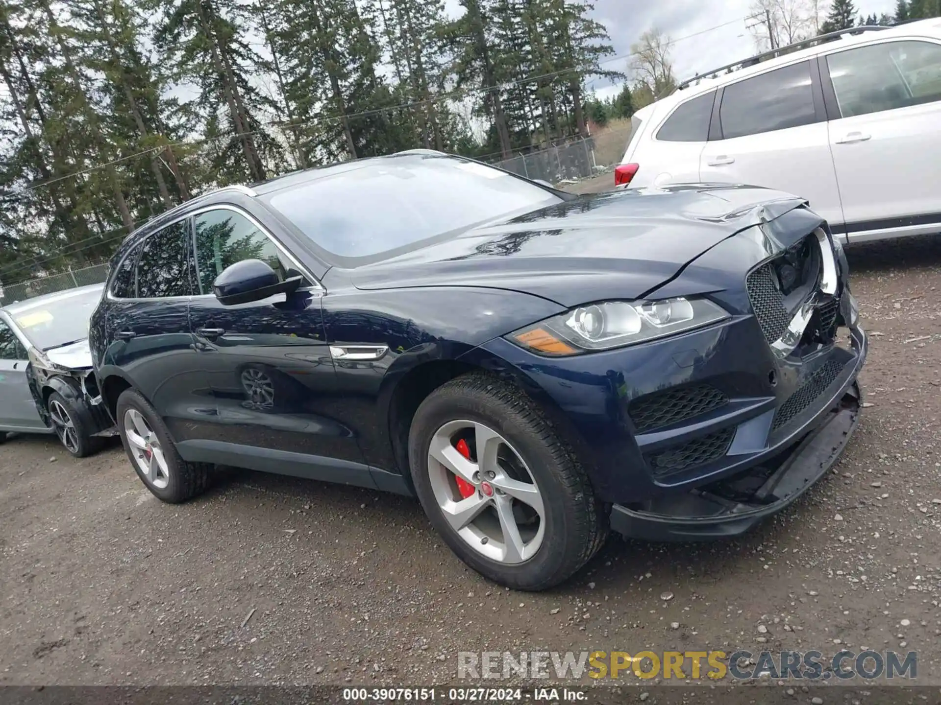 13 Photograph of a damaged car SADCJ2FX6LA648231 JAGUAR F-PACE 2020