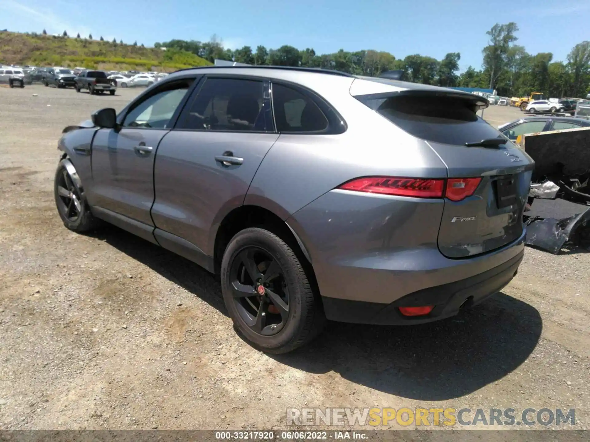 3 Photograph of a damaged car SADCJ2FX7LA629817 JAGUAR F-PACE 2020