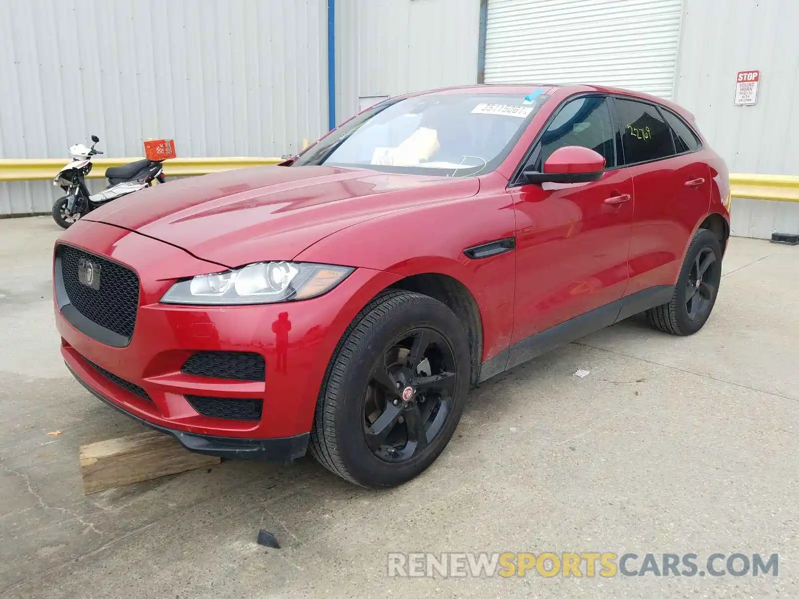 2 Фотография поврежденного автомобиля SADCJ2FX7LA639702 JAGUAR F-PACE 2020