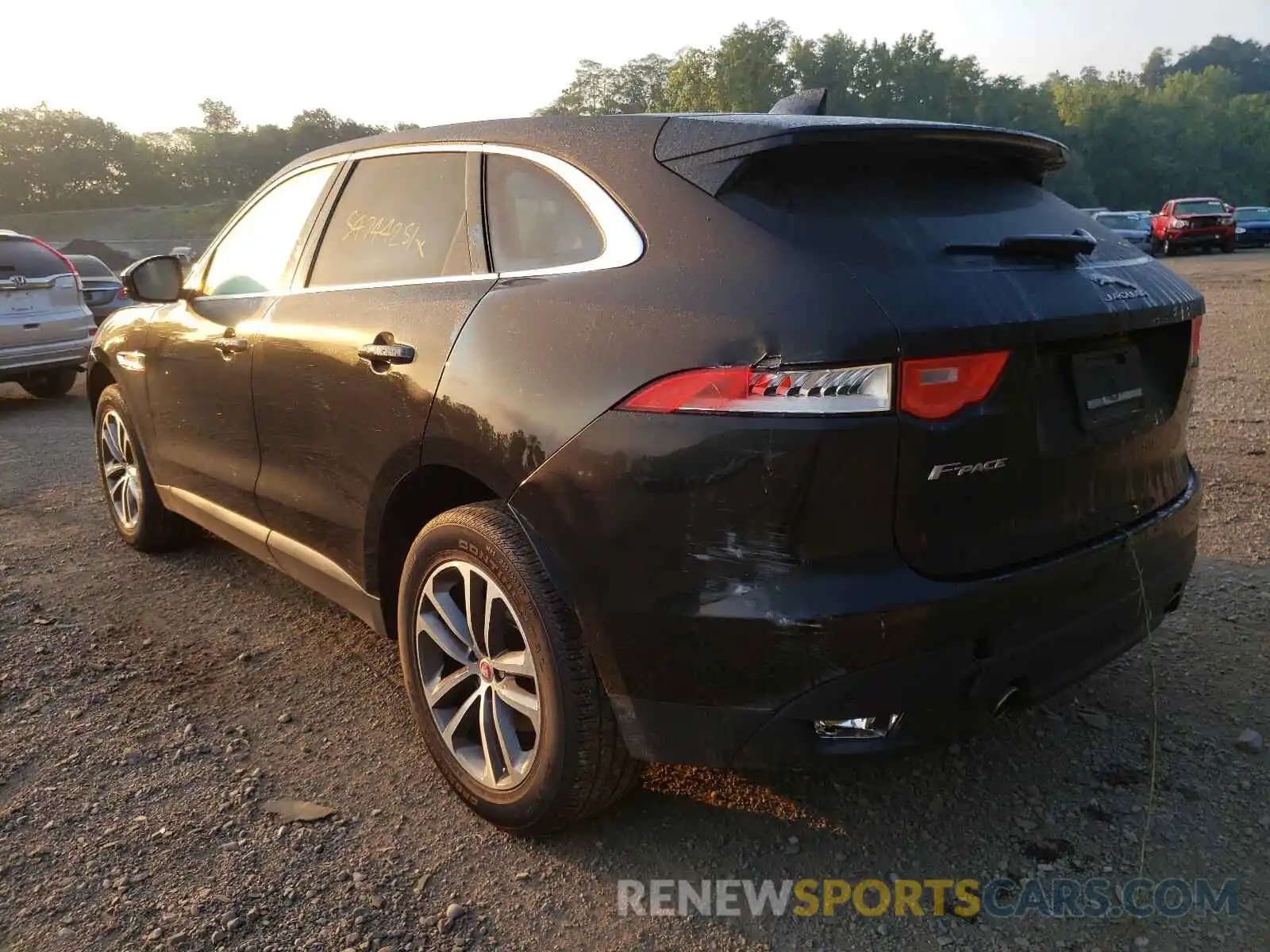 3 Photograph of a damaged car SADCJ2FX8LA620835 JAGUAR F-PACE 2020