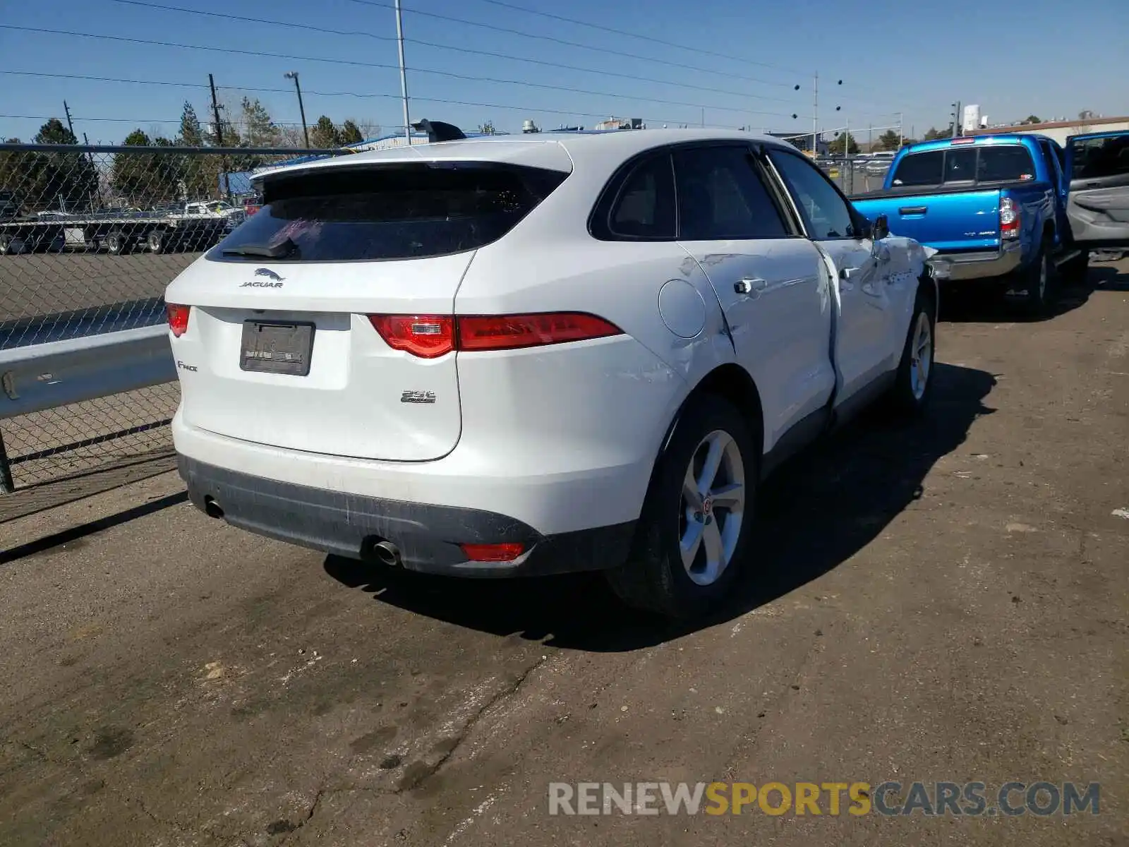 4 Фотография поврежденного автомобиля SADCJ2FX8LA644133 JAGUAR F-PACE 2020