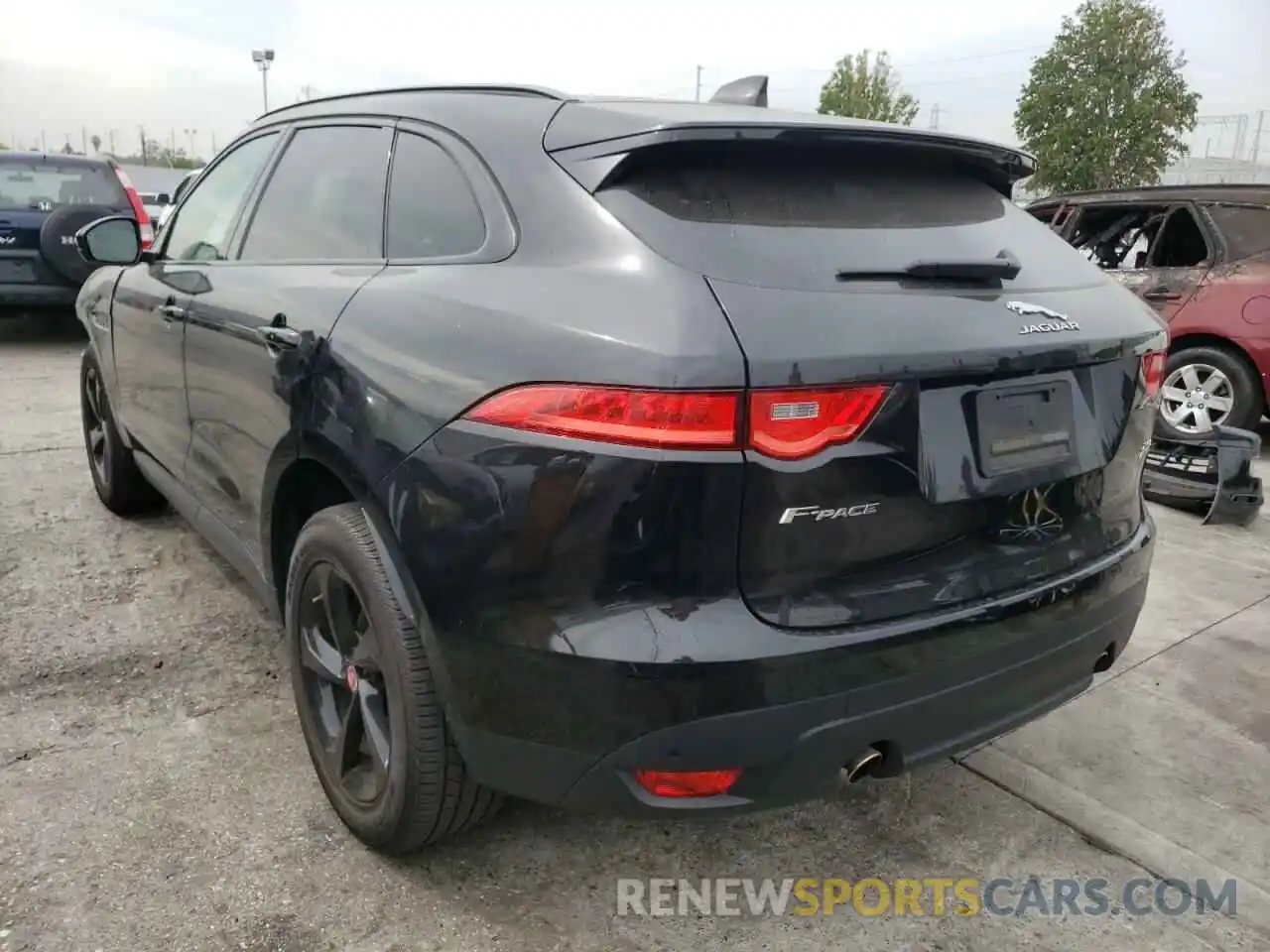 3 Photograph of a damaged car SADCJ2FX8LA655780 JAGUAR F-PACE 2020