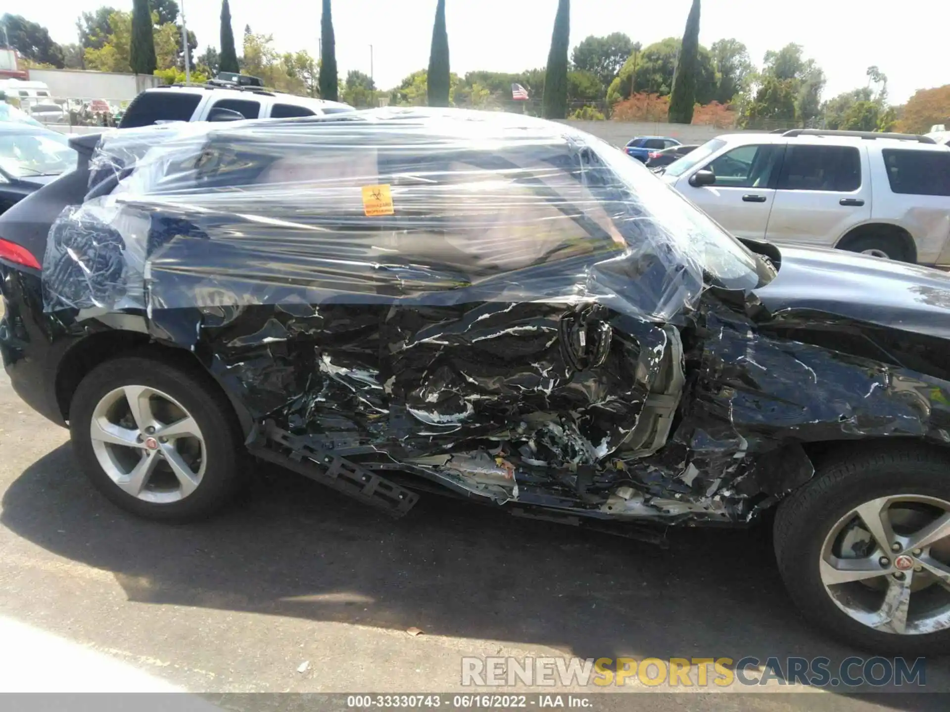 11 Photograph of a damaged car SADCJ2FX8LA660283 JAGUAR F-PACE 2020