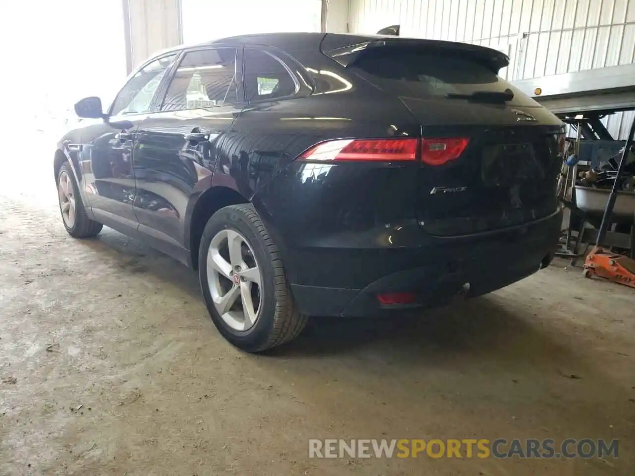 3 Фотография поврежденного автомобиля SADCJ2FX9LA645436 JAGUAR F-PACE 2020