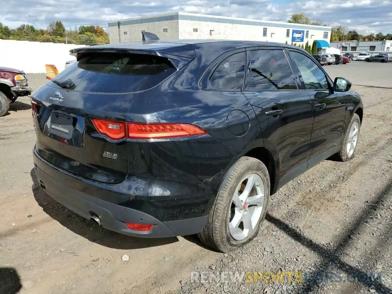 4 Photograph of a damaged car SADCJ2FX9LA645646 JAGUAR F-PACE 2020